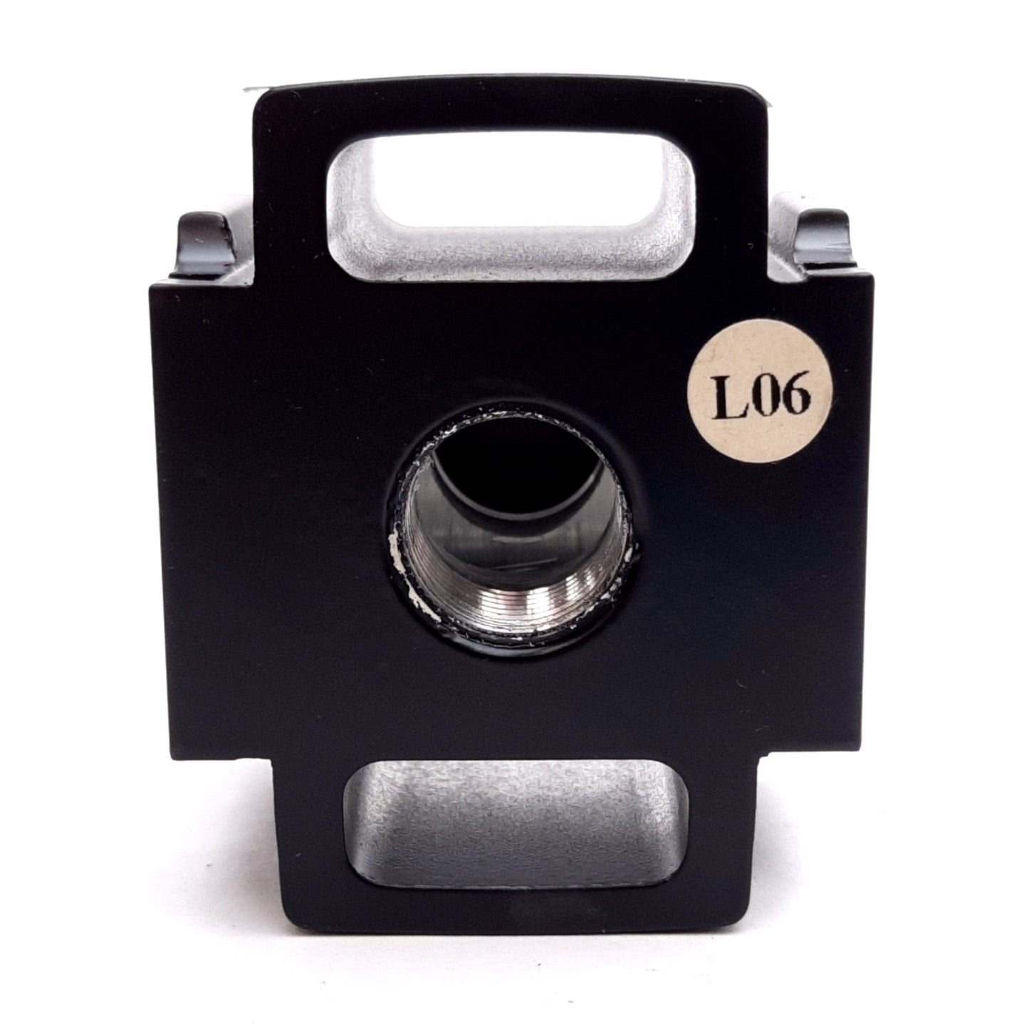 Used Wilkerson N18-04-0000 Diverter Block, In/Out Ports: 1/2" NPT, Aux Port: 3/8" NPT