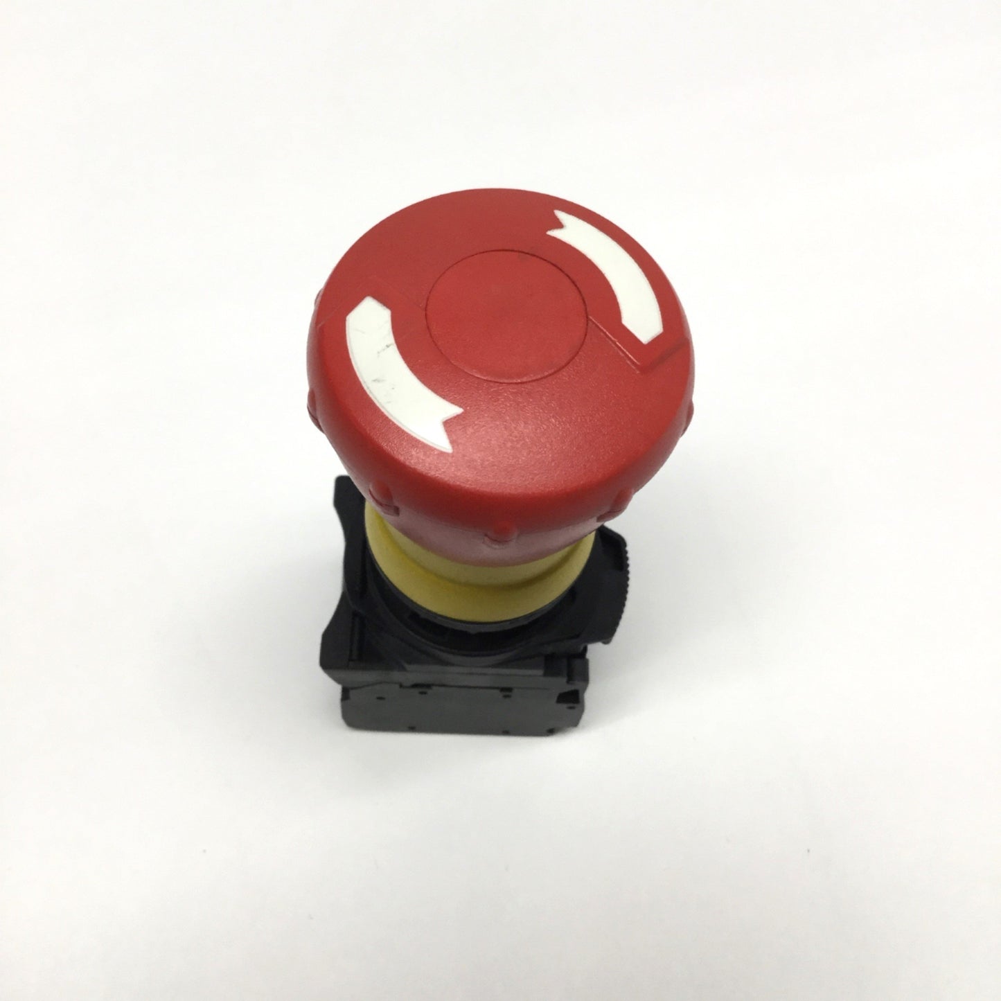 Used Allen Bradley 800FP-MT44 Emergency E-Stop Pushbutton Twist-Release 2NO-1NC