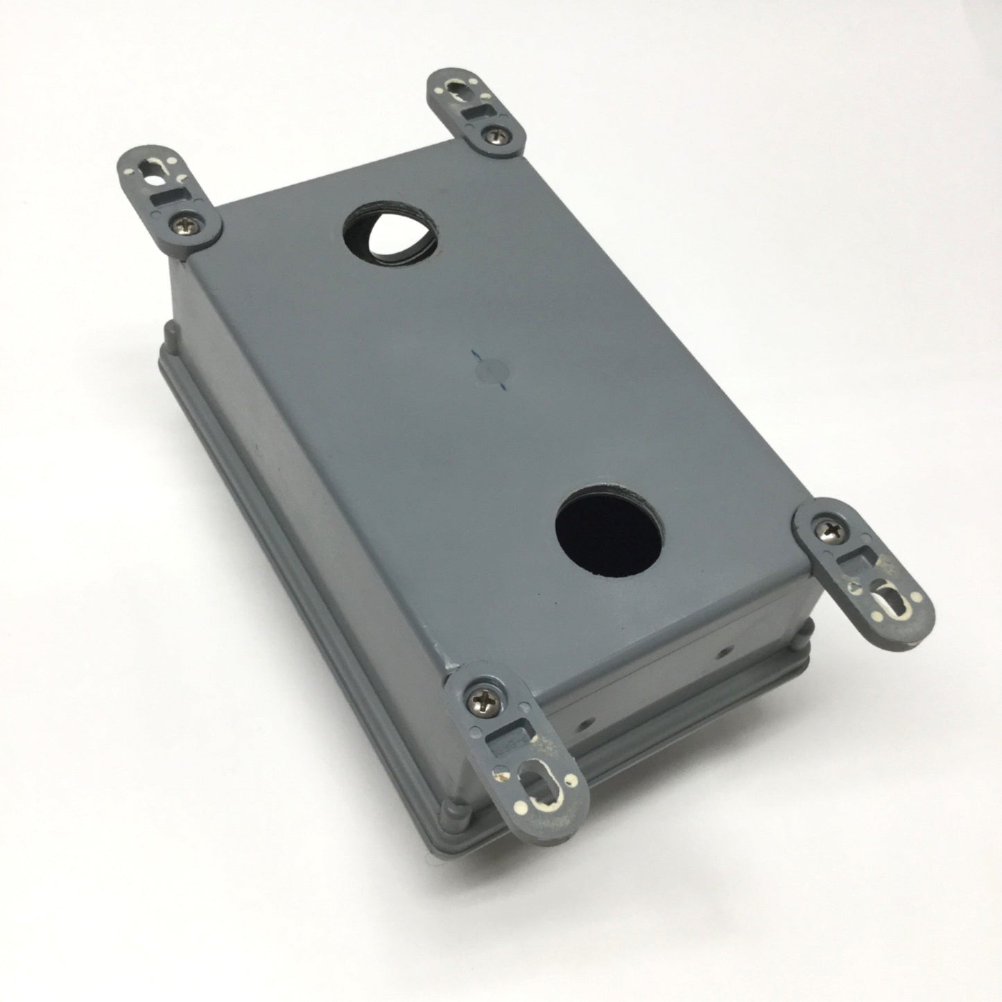 Used Hubbell HBLDS3 Circuit-Lock Disconnect Enclosure 3-Pole 600VAC *w/KG32 Switch*