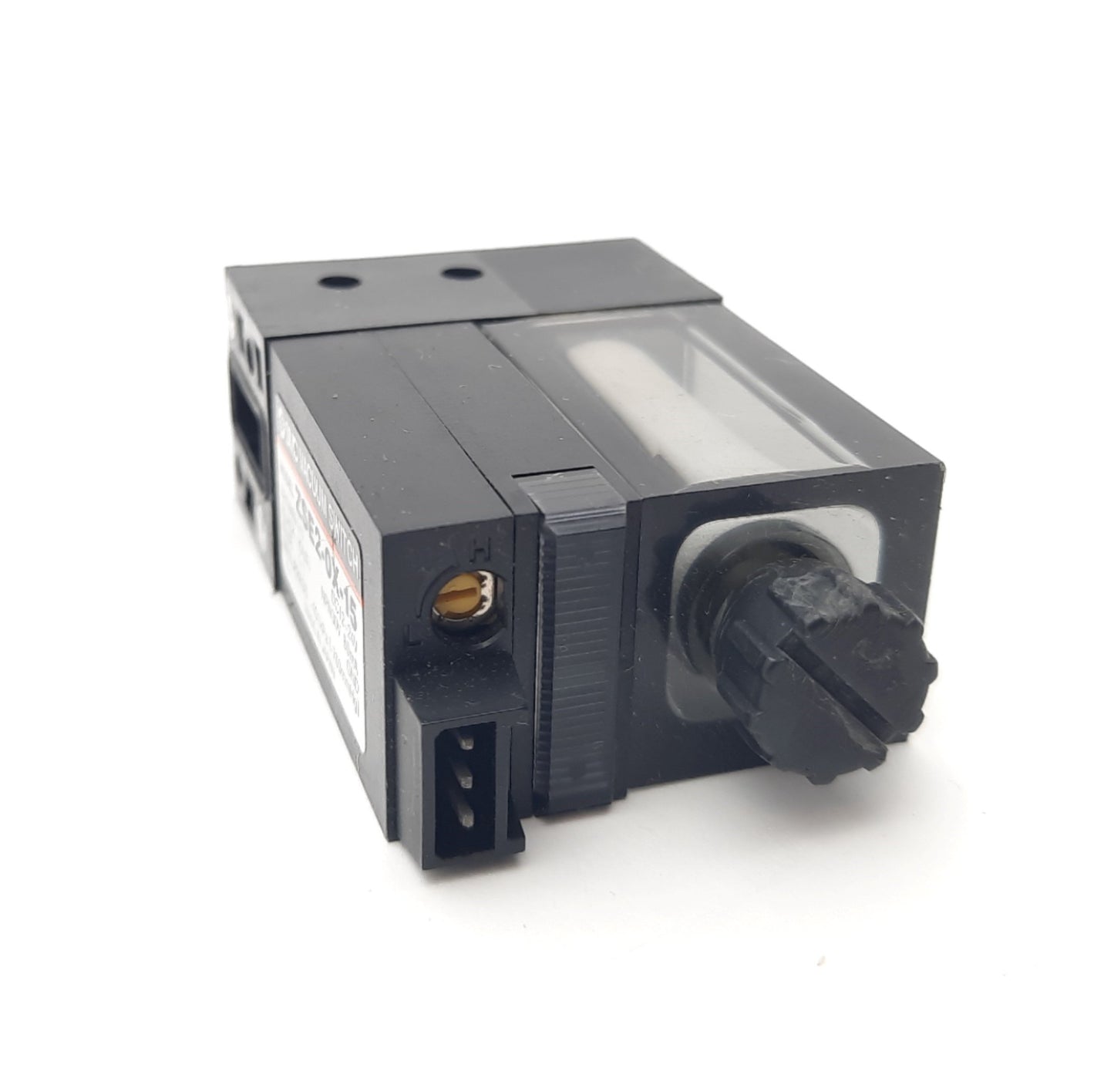 Used SMC ZSE2-0X-15 Vacuum Switch M5 x 0.8 NPN Open collector -101KPa-0KPa 12-24VDC