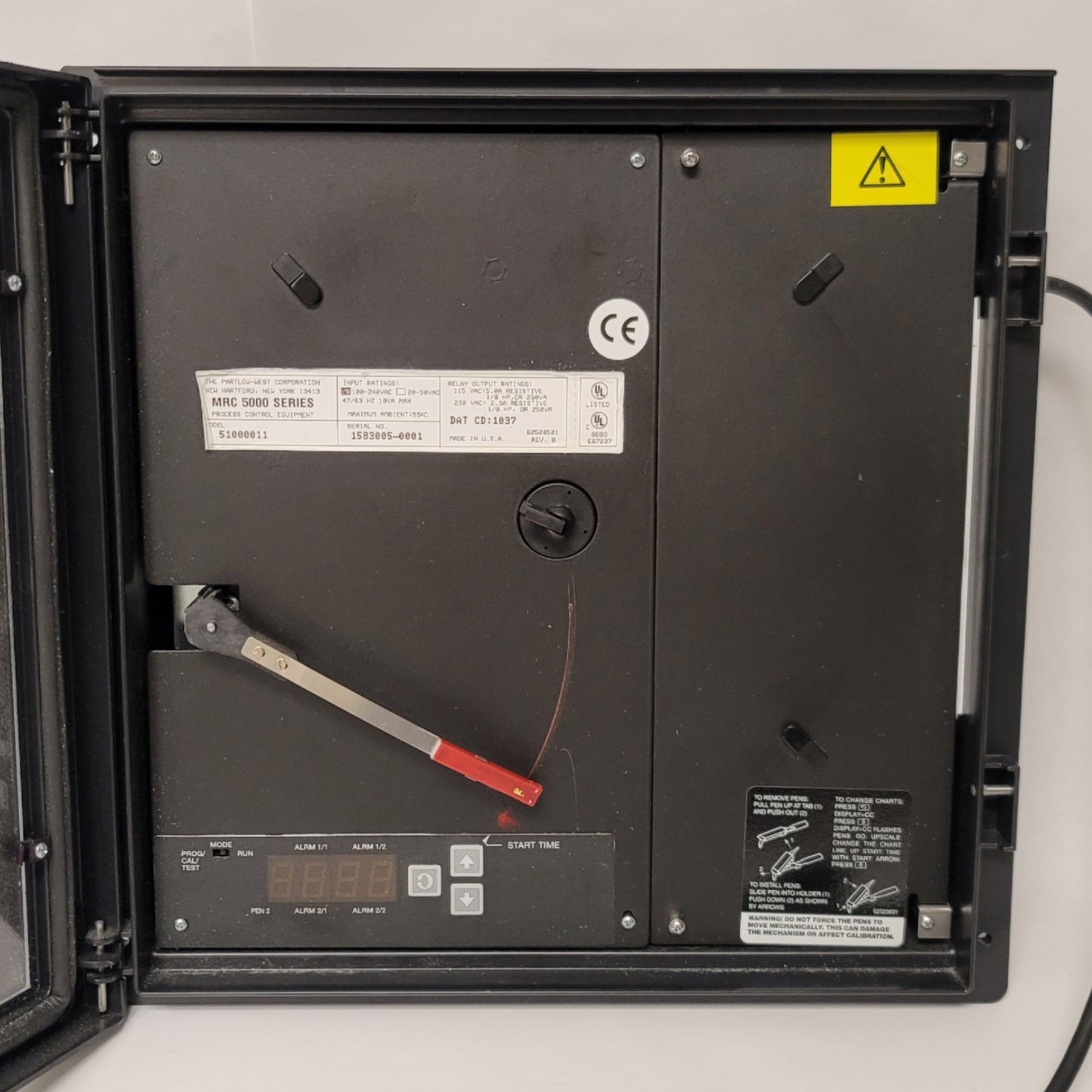 Used Danaher 51000011 MRC5000 10" Chart Recorder, T/C, RTD, mVDC, VDC, mA, 96-264VAC