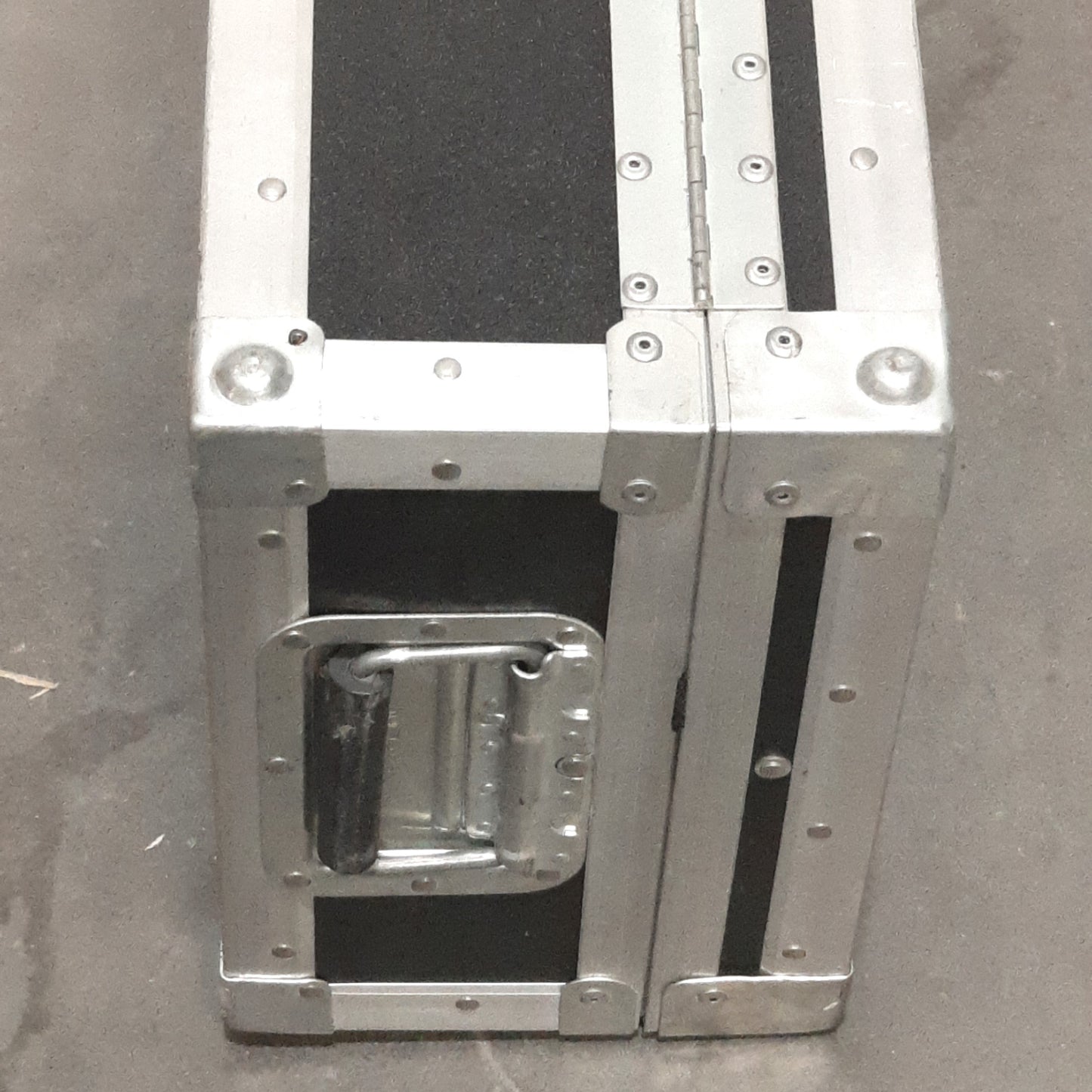 Used Zero Corp Anvil II Hard Travel Case For UV Lights, 35.5" x 11.75" x 4" w/ Tray