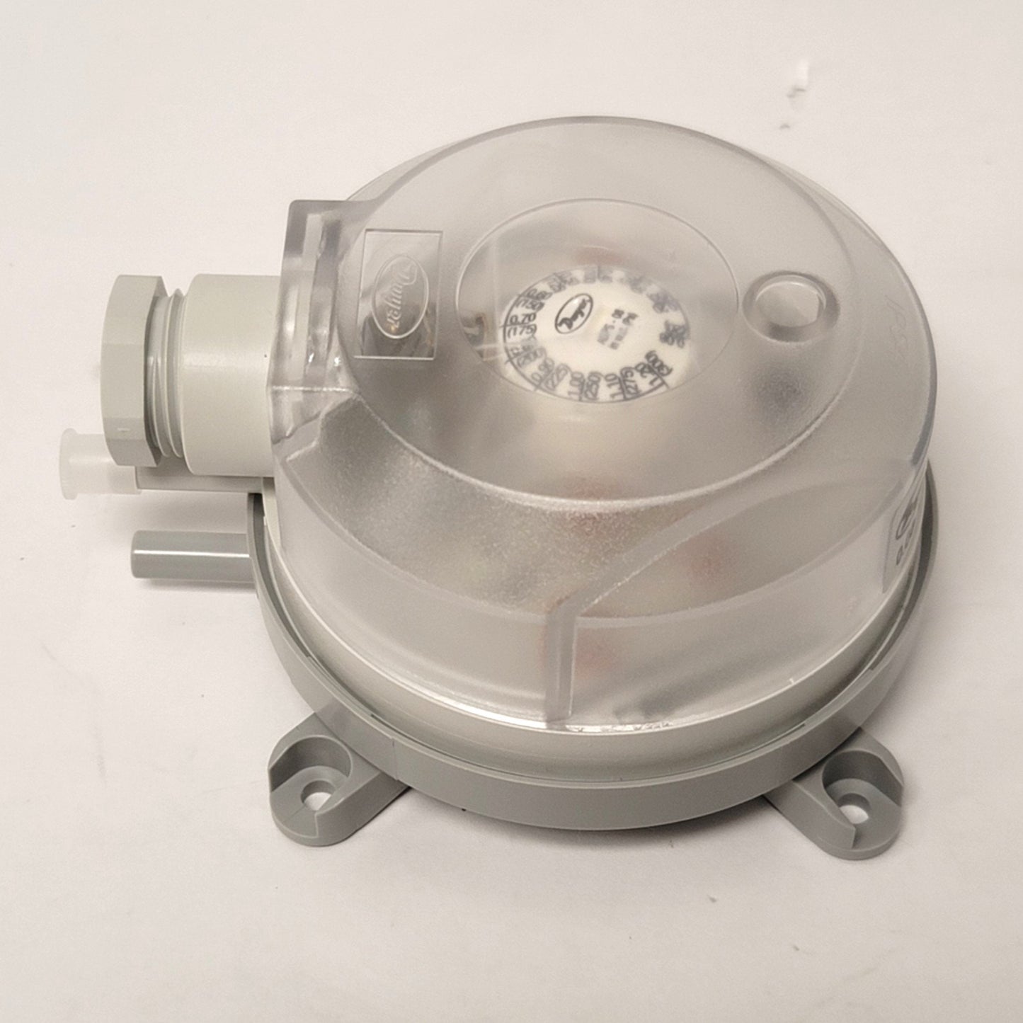 New Dwyer ADPS-08-2-N Adjustable Differential Pressure Switch 0.08 to 1.2"w.c. M20