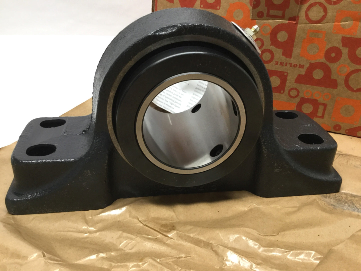 New MOLINE 19341300 Type-E 4-Bolt Pillow Block Bearing, Ø3" Bore, 12 x 6.25 x 4.5"