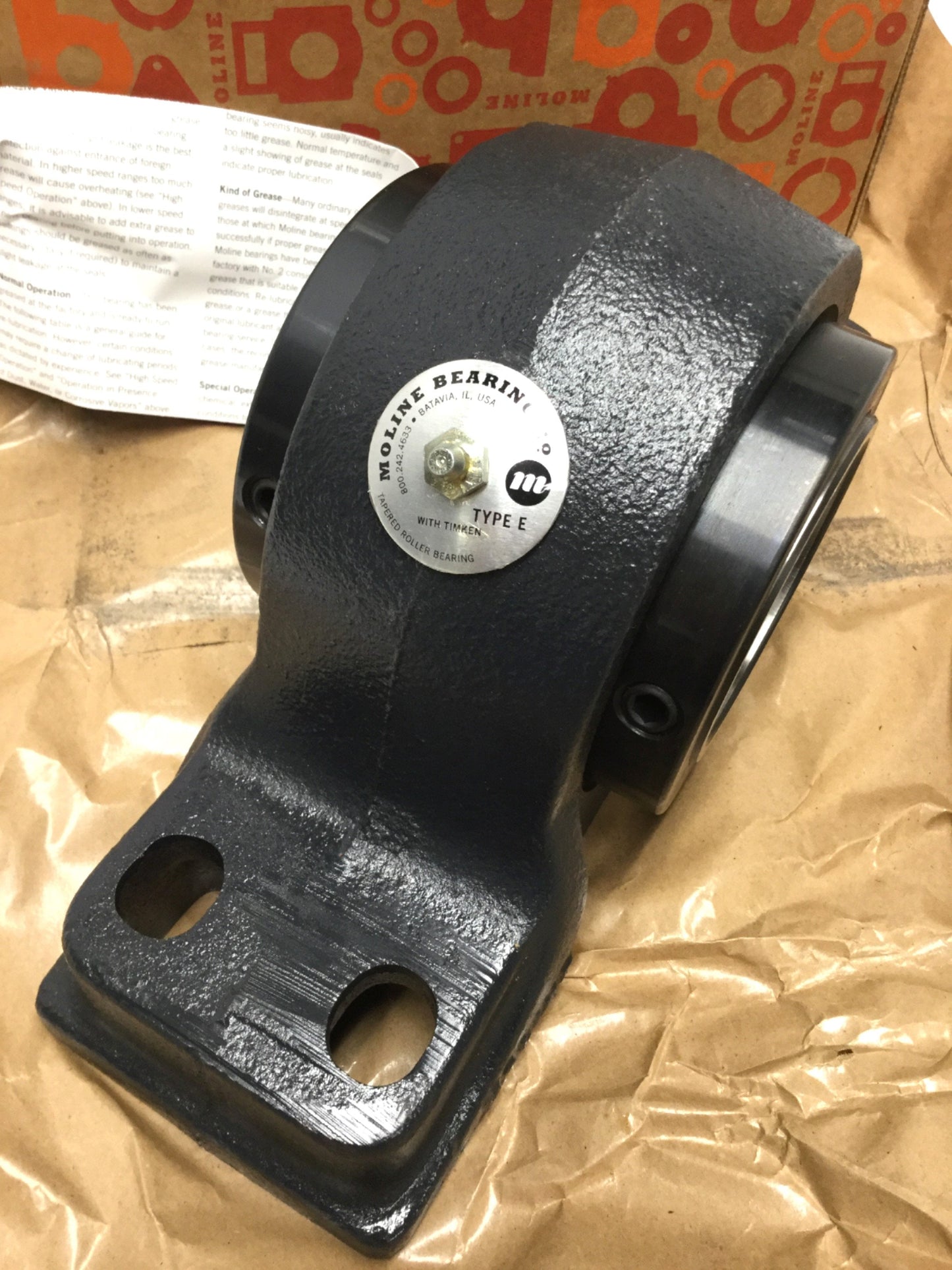 New MOLINE 19341300 Type-E 4-Bolt Pillow Block Bearing, Ø3" Bore, 12 x 6.25 x 4.5"