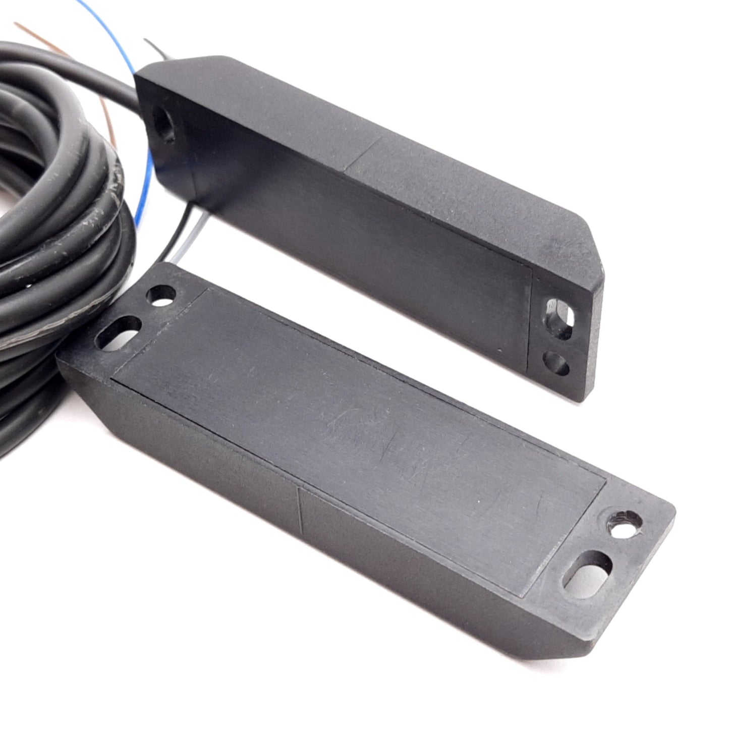 Used Banner SI-MAG1SM Magnetic Safety Interlock Switch, Range: 3-14mm, 30VDC