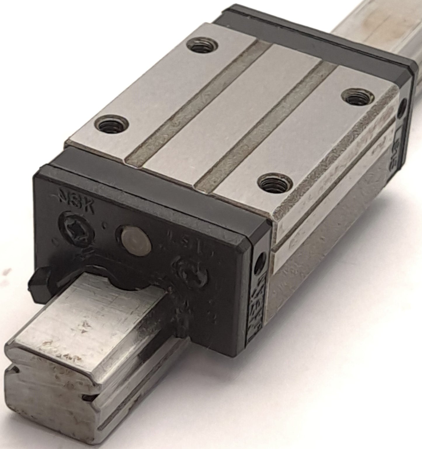 Used NSK LS15220BLC2-PN8 Linear Guide Rail, 220mm Rail, Carbon Steel, Normal Grade