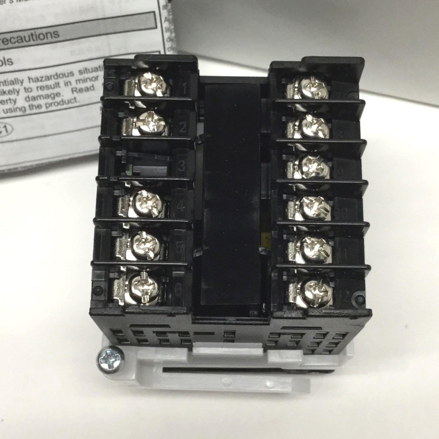 New Omron E5CC-RX2ASM-000 Digital Temperature Controller, 100-240VAC, Relay Output