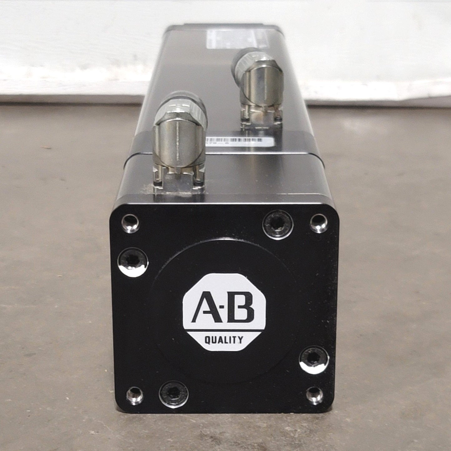 New Allen Bradley MPAI-B4300CM34A Heavy Duty Actuator 300mm Stroke, 2000lbs Force