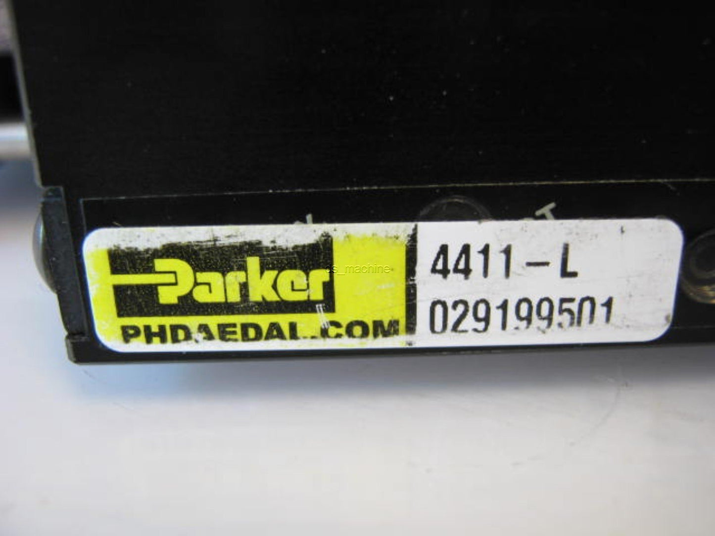 Used Parker 4411-L Ball Bearing Positioner 1" Travel Micrometer Single Axis 9524E