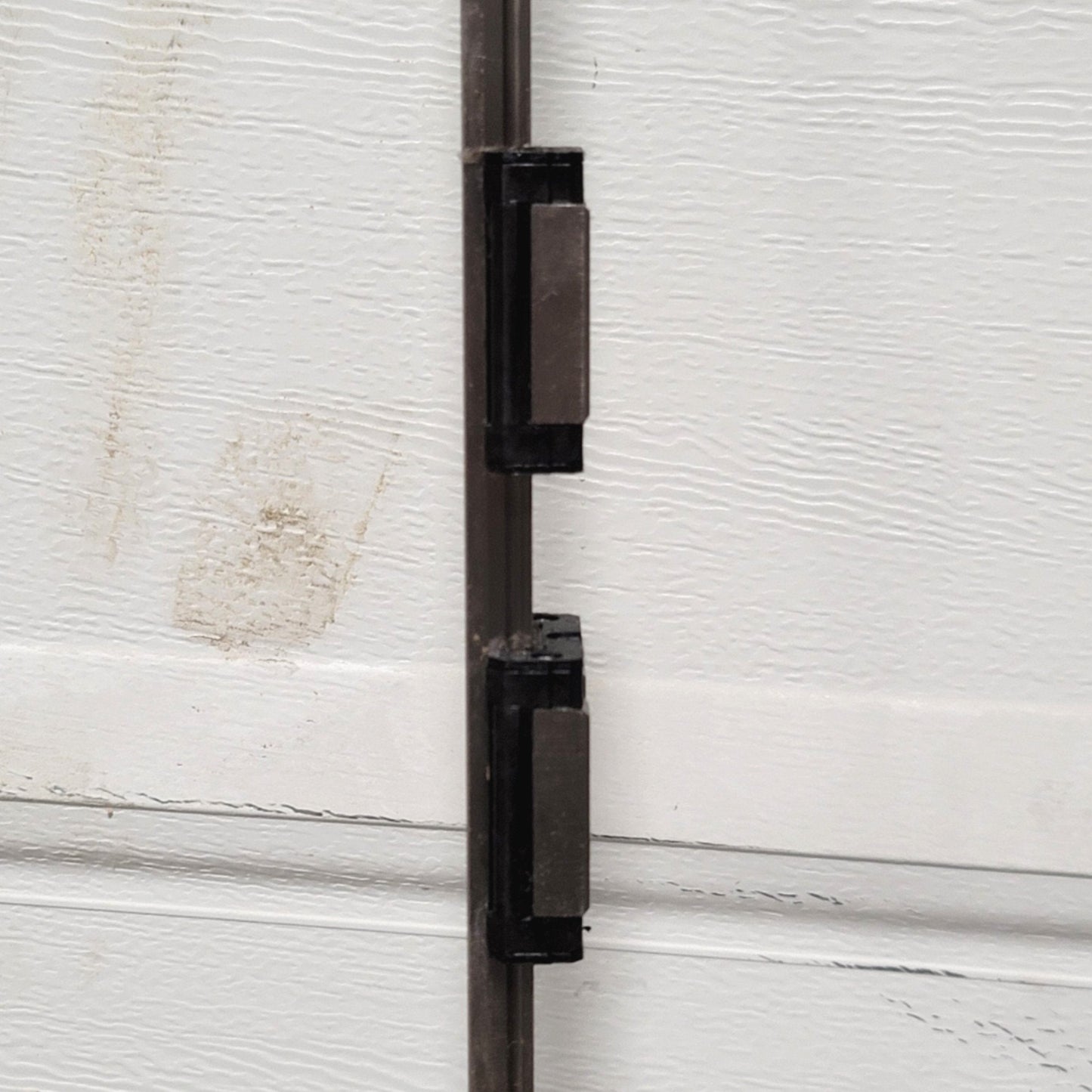 Used Lot Of 2 THK SRS20M Carriages On A LM Linear Rail 1400mm, 20mm x 40mm x 50mm