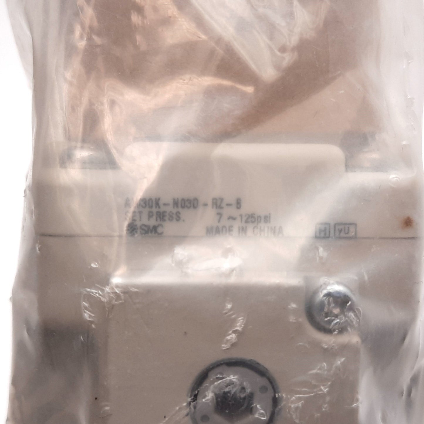 New SMC AW30K-N03D-RZ-B Filter/Regulator, Supply: 150psi, Set: 7-125psi, 3/8" NPT