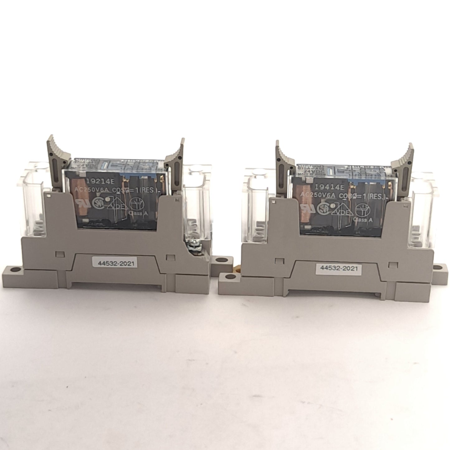 Used Lot of 2 Omron G7SA-3A1B Safety Relay 4-Pole 6A, 24VDC Coil w/P7SA-10F-ND Socket