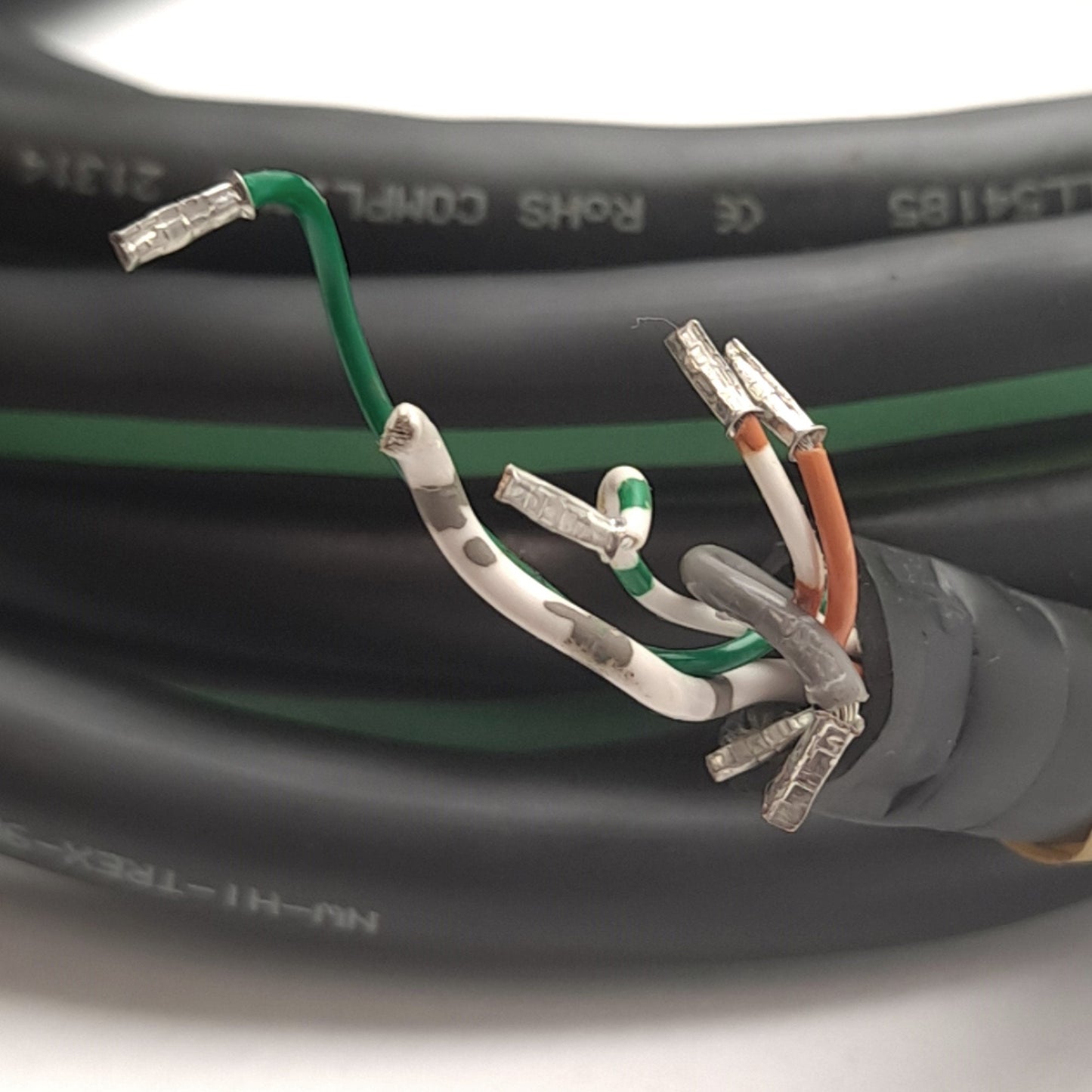 Used Flex Cable FC-CFBM6DF-CBAF-M005 Servo Feedback Cable, 28-Pin to Flying Leads