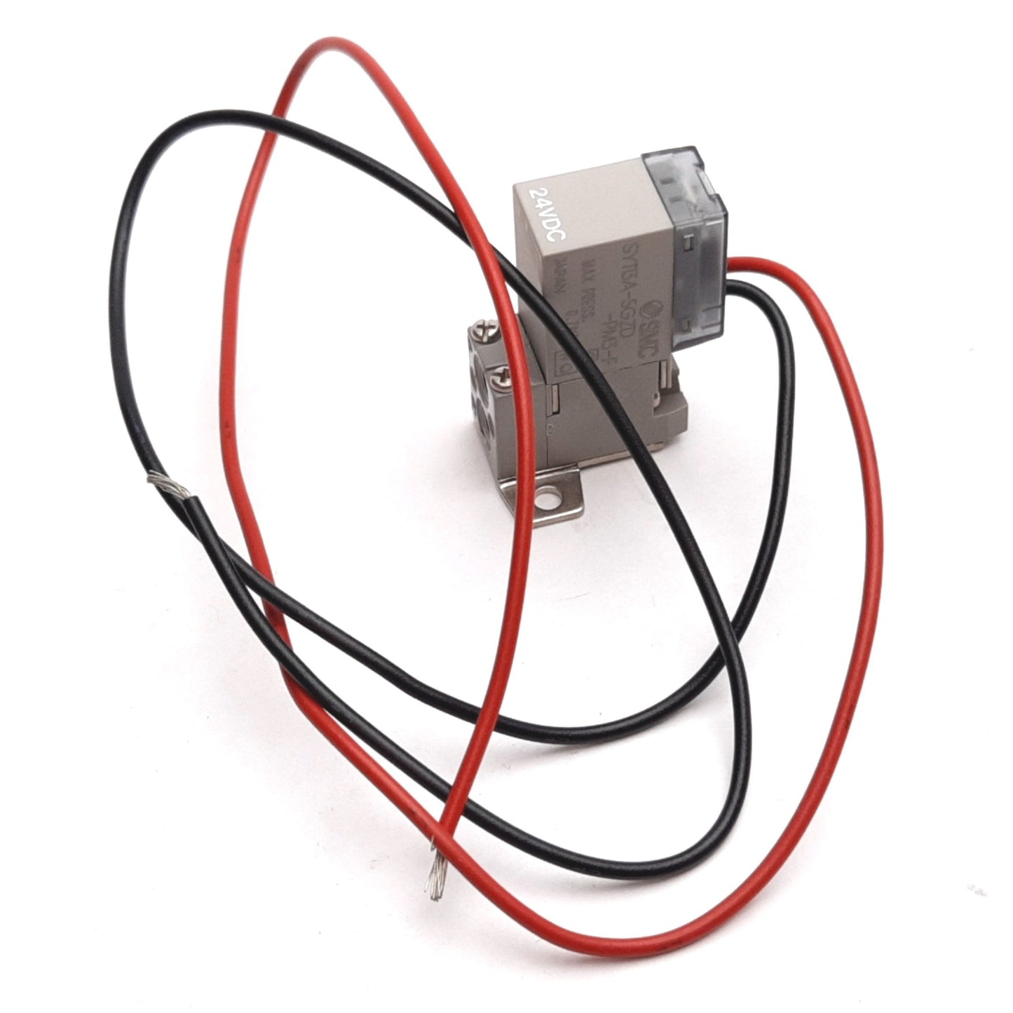 New SMC SY113A-5GZD-PM3-F Solenoid Valve, 2-Position 3-Port, 24VDC, 0.7MPa, M3x0.5