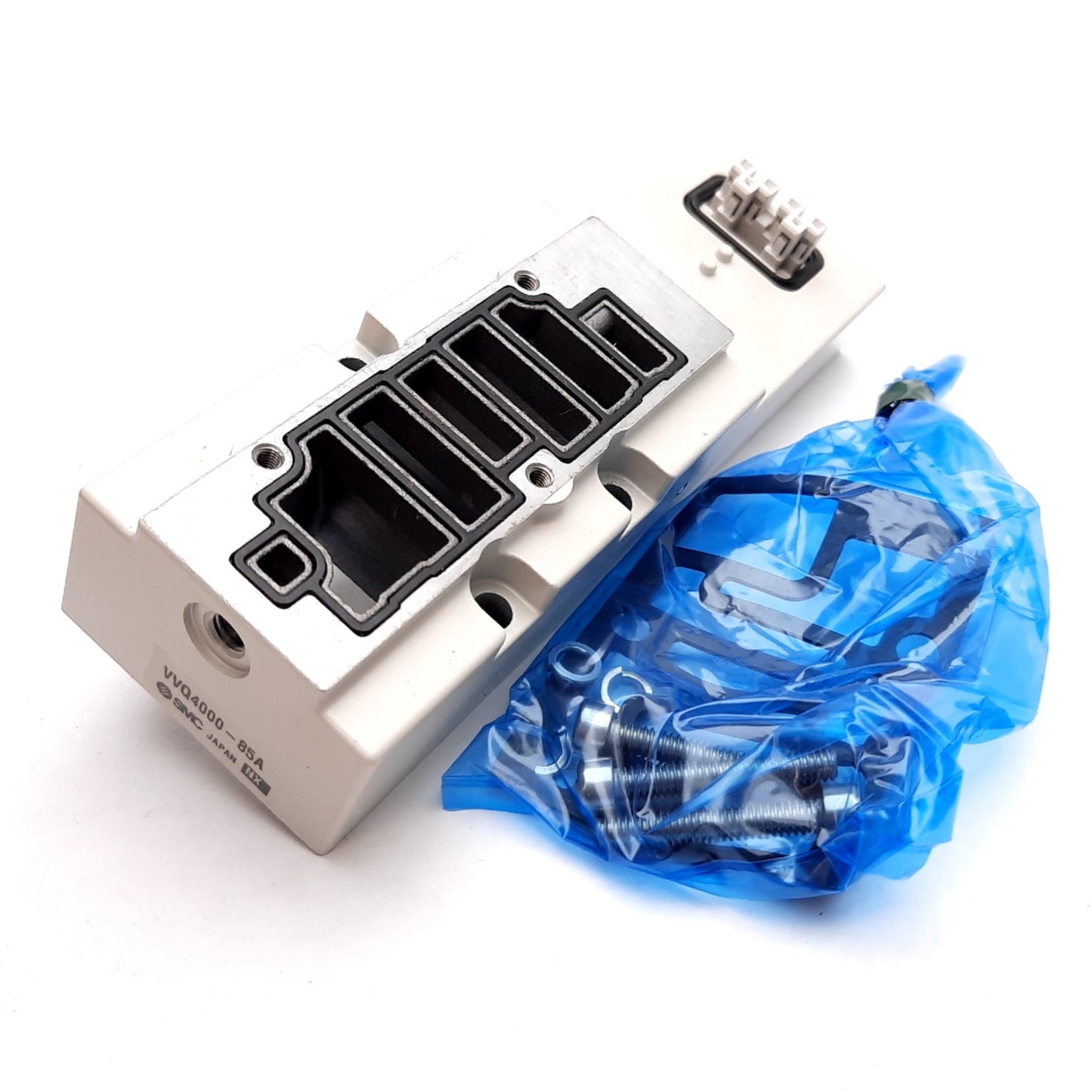 New SMC VVQ4000-85A Valve Adapter Plate, Numatic Mark 15, 0.15-1.0MPa