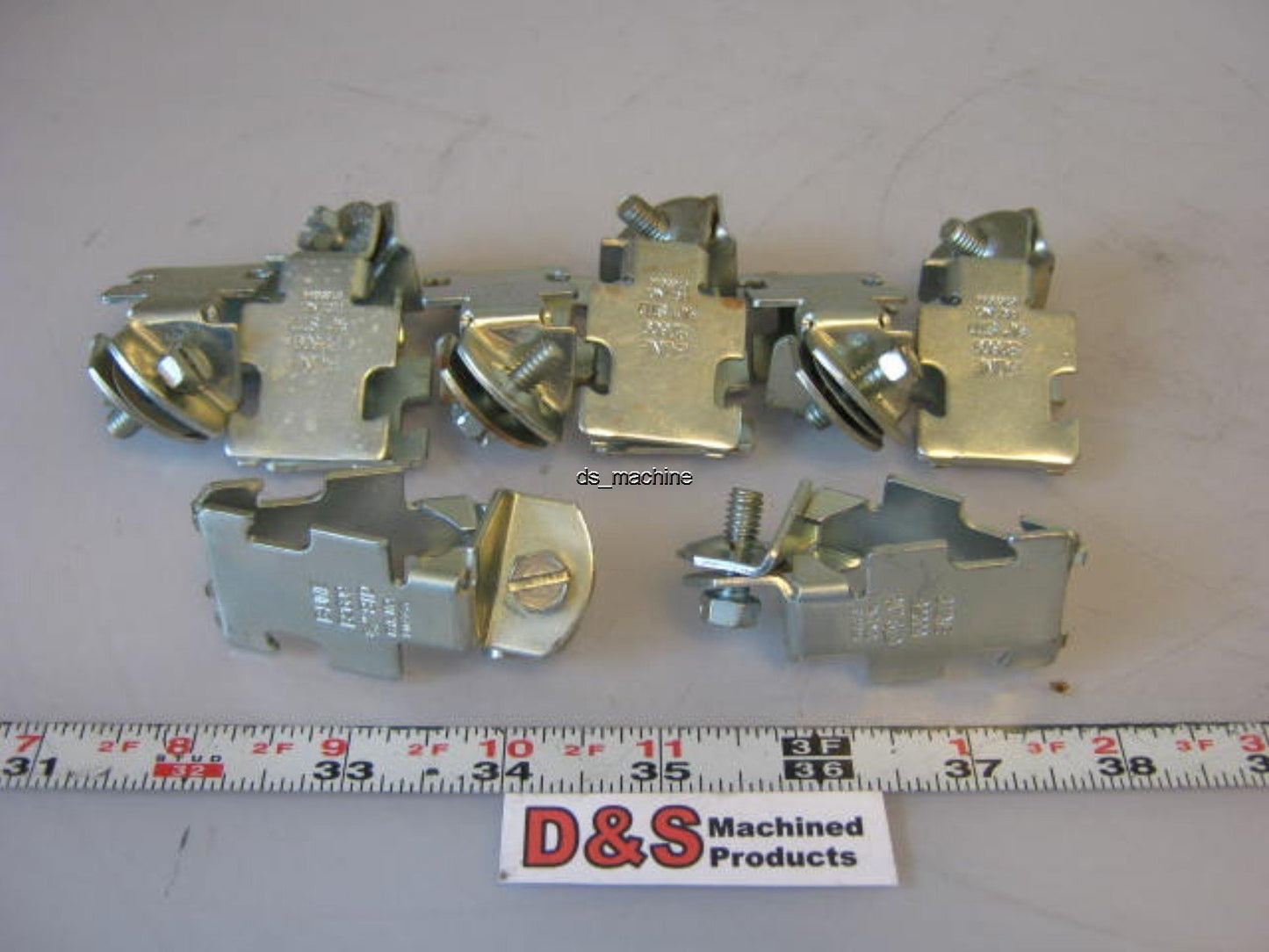Used Lot of 8 B-Line B2609 3/4" Pipe Hangers