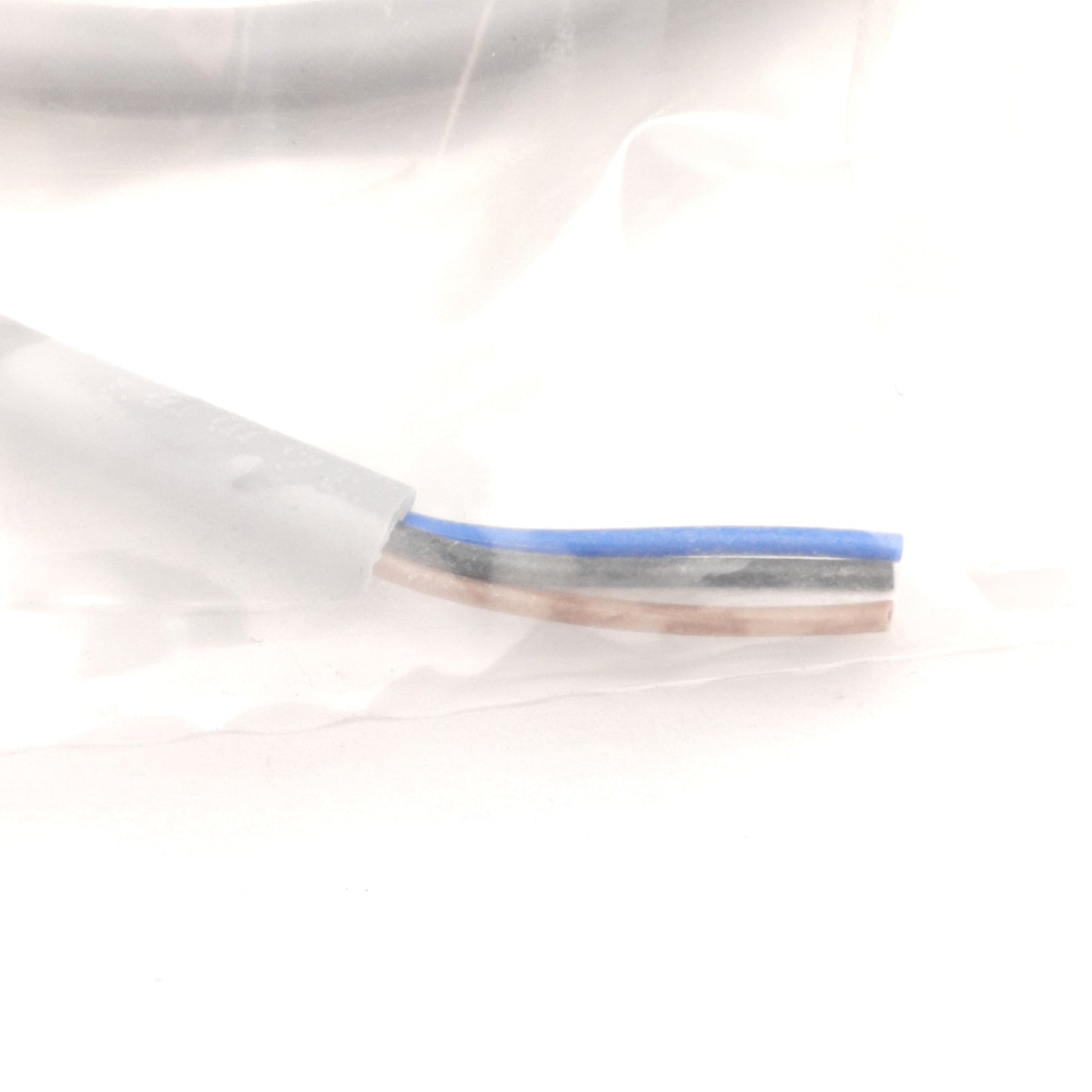 New MurrElektronik 7000-13617-2140100 Panel Mount Receptacle, M12 4-Pin F, 250V 4A