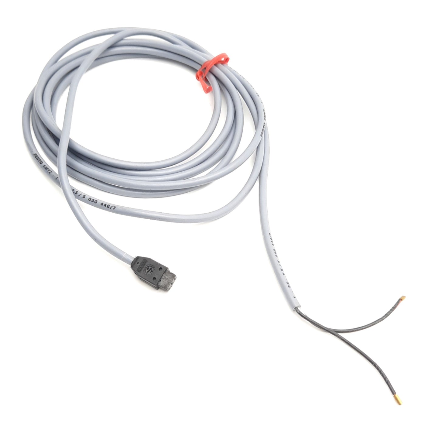 New Festo KMYZ-1-24-2.5 30 446 Solenoid Valve Cable 3-Pin, 2.5m Length, 24V DC