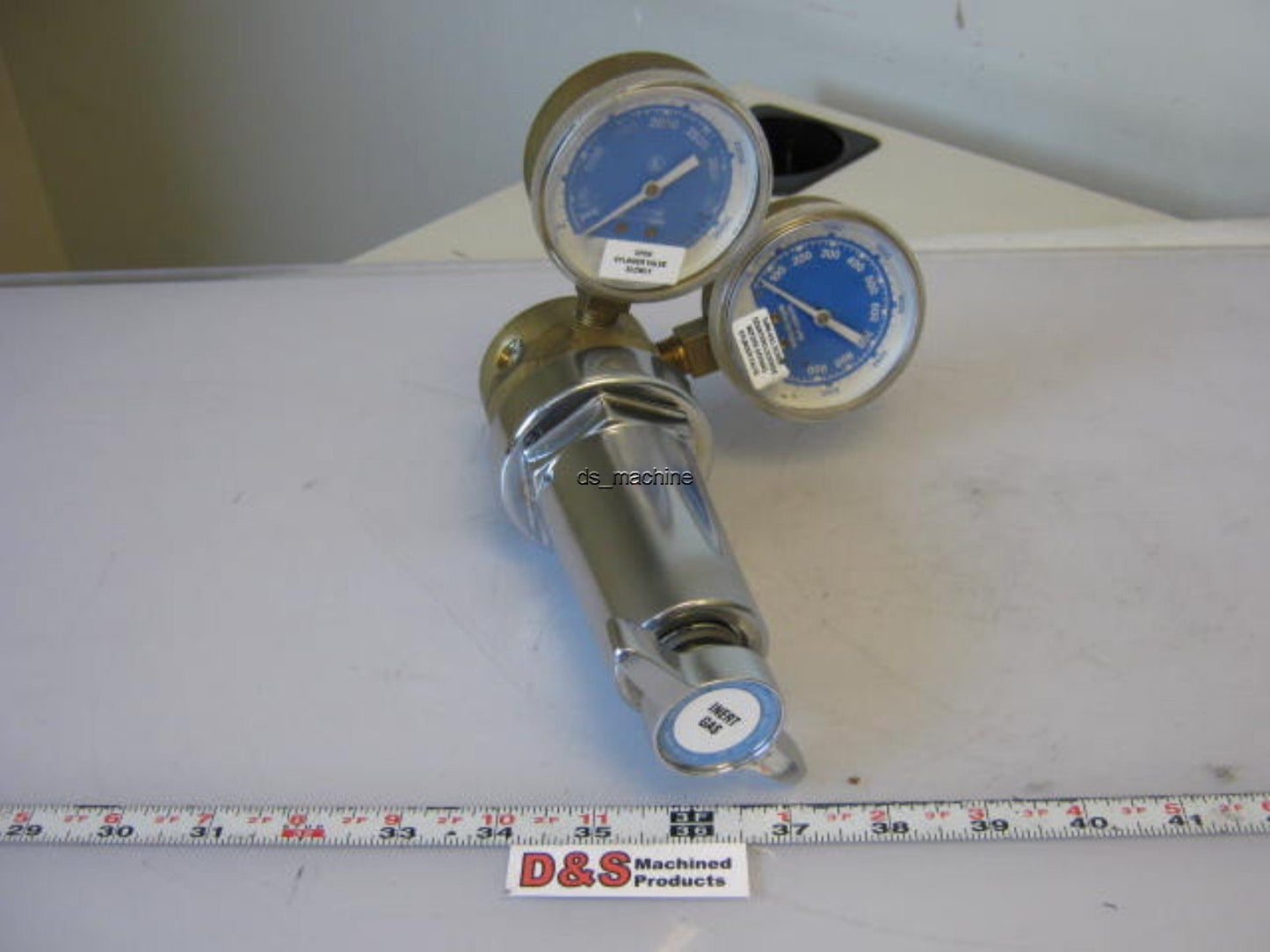 Used Trimline R-76 150-580 Inert Gas Regulator 0 to 500 PSIG