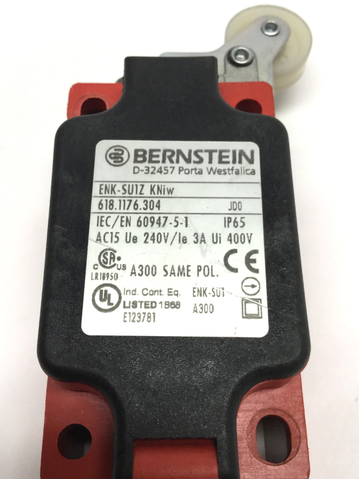 Used Bernstein ENK-SU1Z KNiw Snap Action Safety Limit Roller Switch 240VAC 3A 1NO-1NC