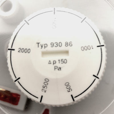 Used Beck 930.86 Differential Pressure Switch, 500-2500Pa Range, 150Pa Differential