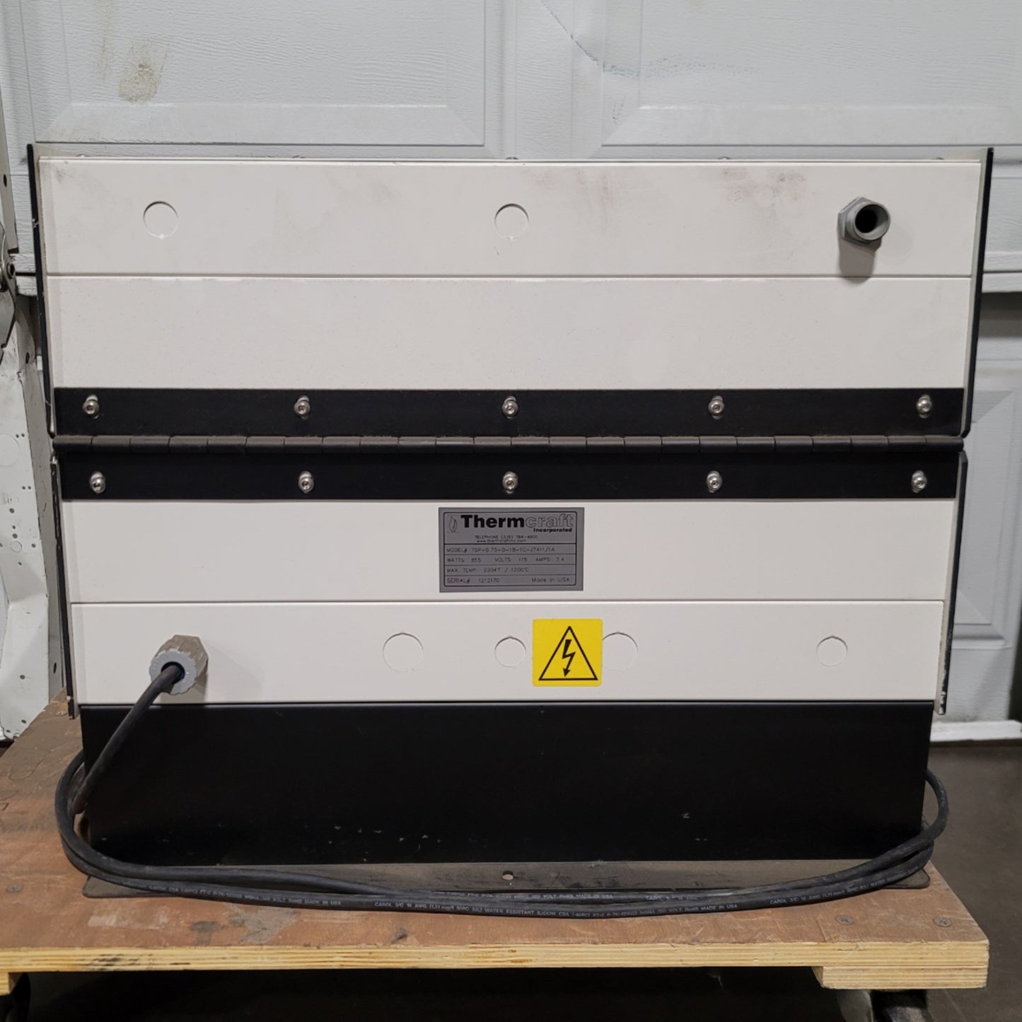 Used ThermaCraft TSP-0.75-0-18-1C-J7411/1A Split Tube Furnace 2204°F 120VAC 7.4A 855W