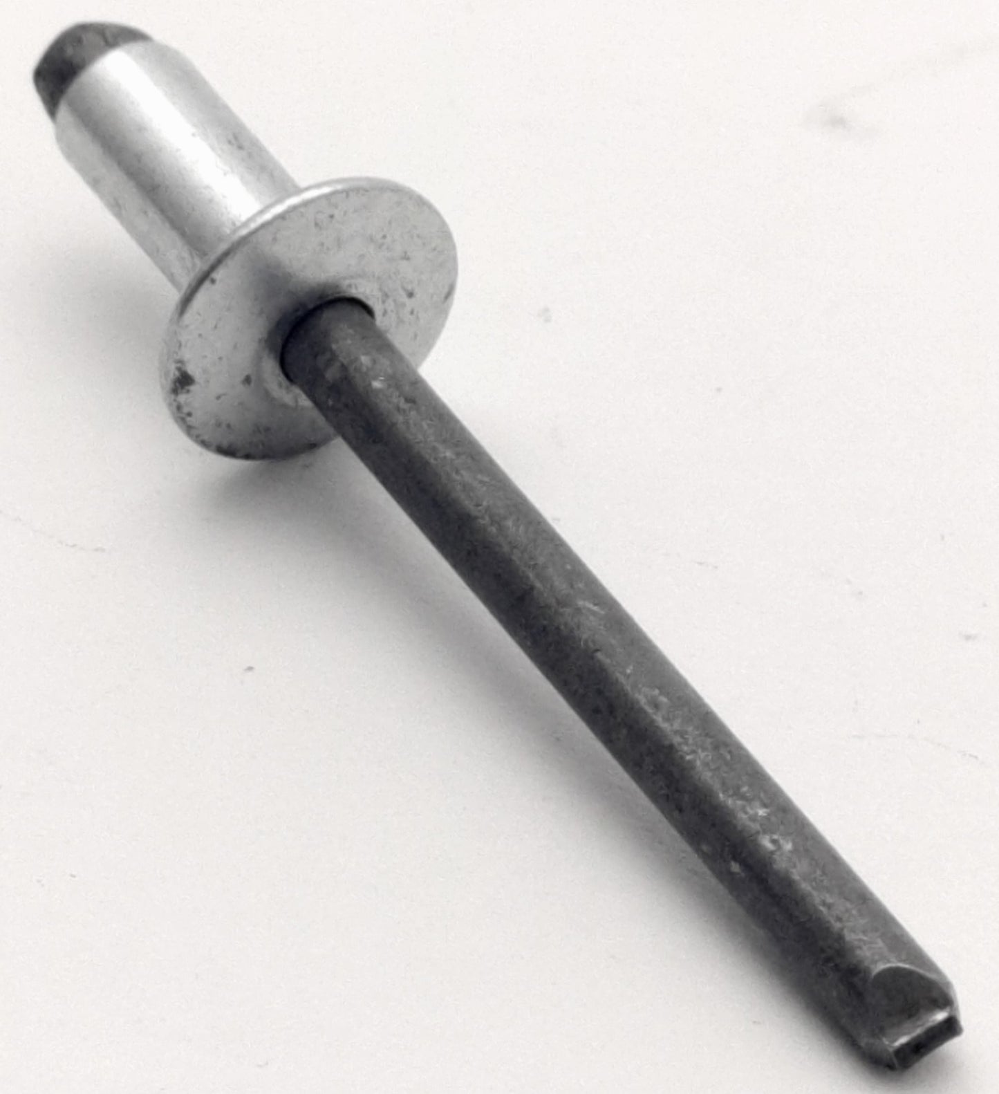 Used Lot of 500 POP SD64BS Open End Blind Rivet, 3.63kN Tensile, 14.859 x 2.90mm