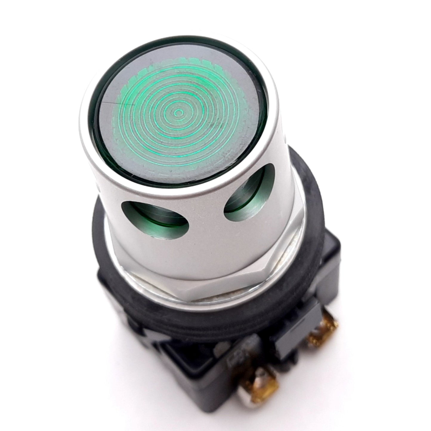 New Eaton HT8GDGV3 Illuminated Pushbutton, Green, Lamp: 24V, With Guard