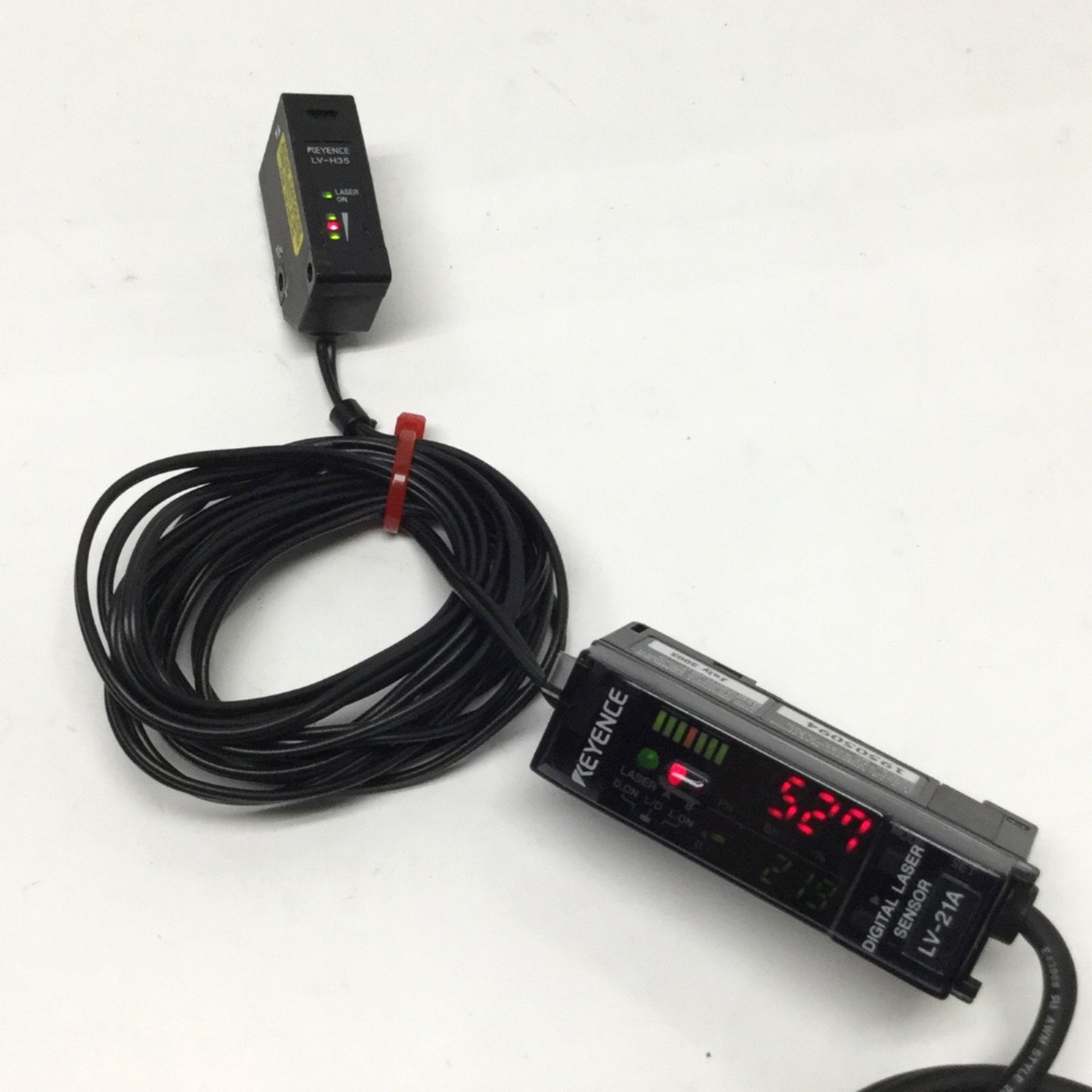 Used Keyence LV-21A Laser Sensor Amplifier, 12-24VDC, NPN w/LV-H35 Reflective Head