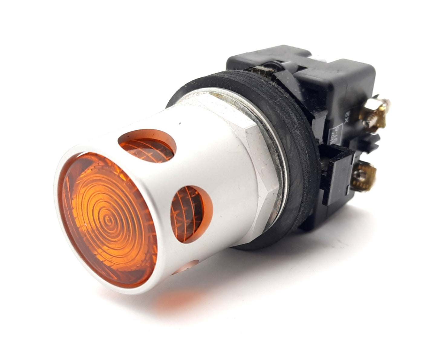 New Eaton HT8GDAV7 Push Button Incandescent Illuminated, Amber 28mm, 120VAC