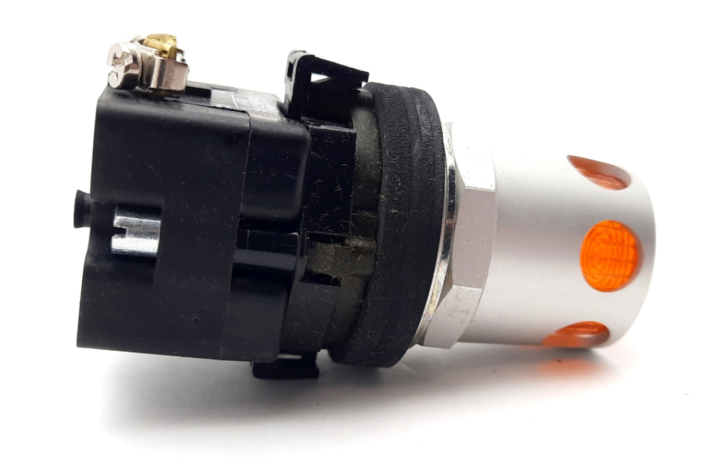 New Eaton HT8GDAV7 Push Button Incandescent Illuminated, Amber 28mm, 120VAC