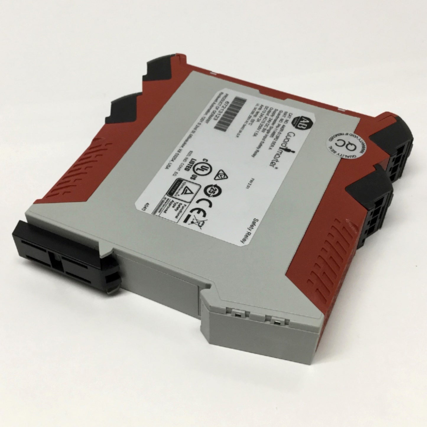Used Allen-Bradley 440R-S13R2 Guardmaster CI Safety Relay 250VAC 1.5A, 24VDC, 3NO-1NC