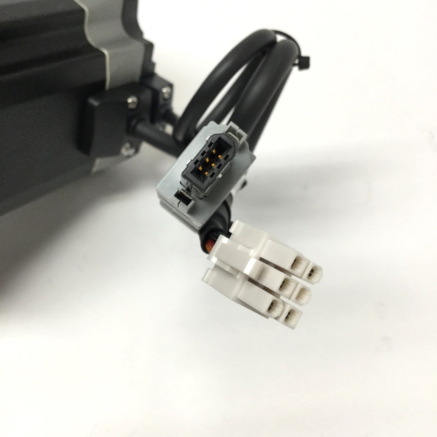 Used Oriental Motor DGM200R-AZAC Hollow Rotary Actuator, 0.01ø/Step, 18:1 Gear Ratio