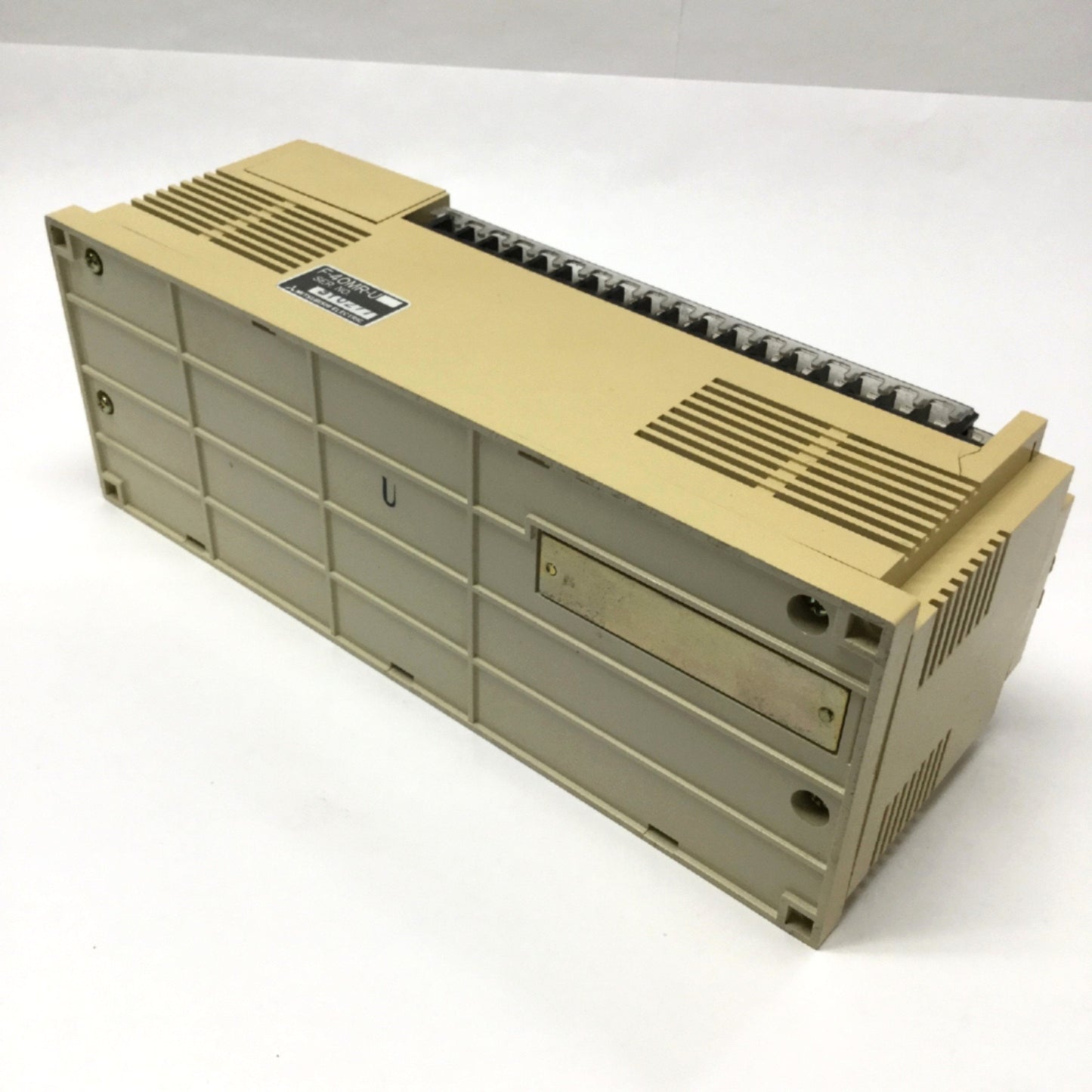 Used Mitsubishi F-40MR-U PLC Programmable Controller 24 In/16 Out Relay, 110/120VAC
