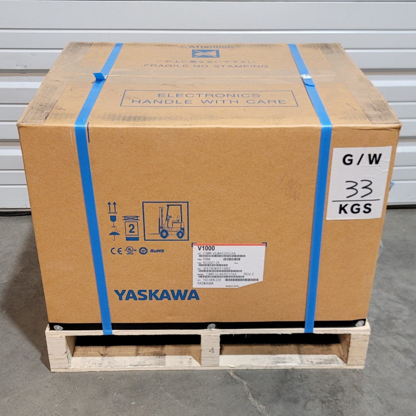 New Yaskawa CIMR-VU4A0031GAA Variable Frequency Drive 380-480VAC 3-Ph, 31A, 20HP