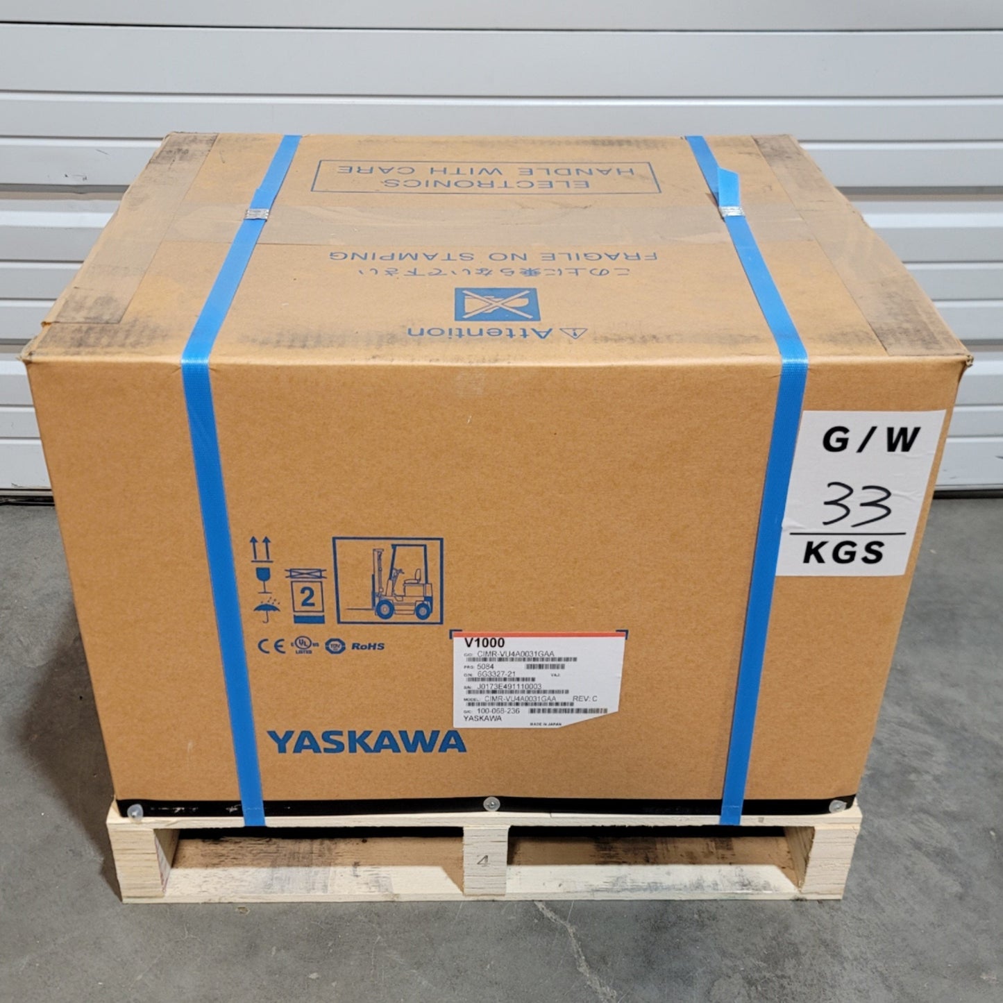 New Yaskawa CIMR-VU4A0031GAA Variable Frequency Drive 380-480VAC 3-Ph, 31A, 20HP