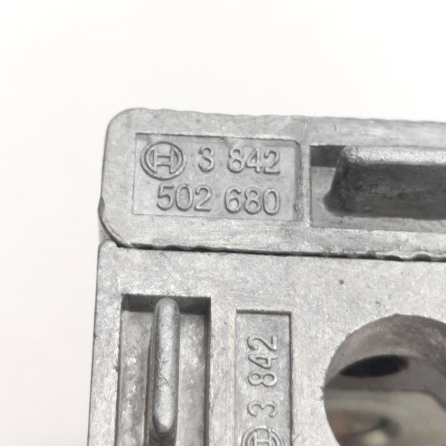 Used Bosch 3842502680 Aluminum Extrusion Multi-Angle Bracket 180°, 10mm T-Slot