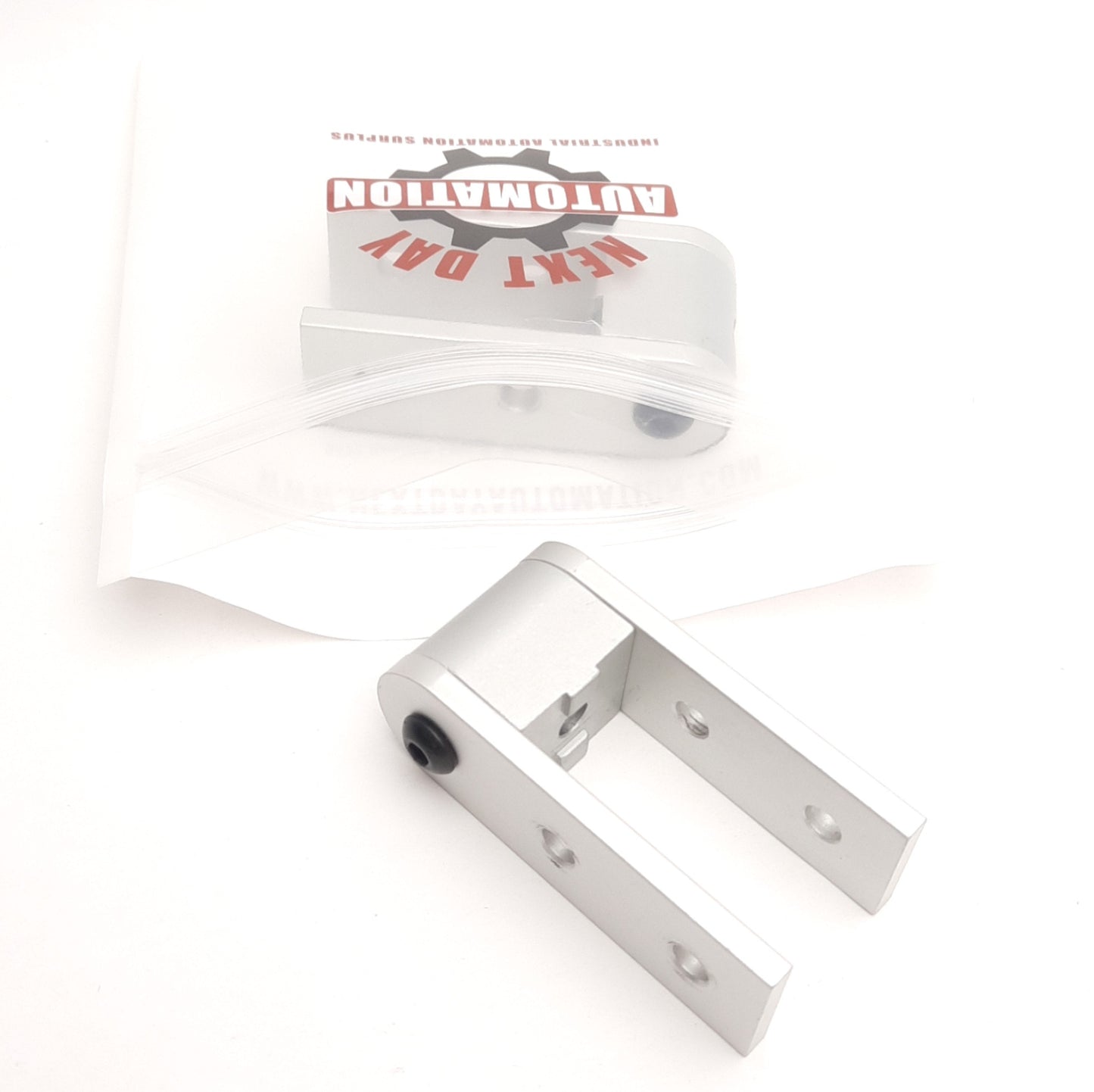 Used Lot of 2 80/20 4197 Zero Degree Structural Pivot w/ Dual Arms, 1" x 3.01"