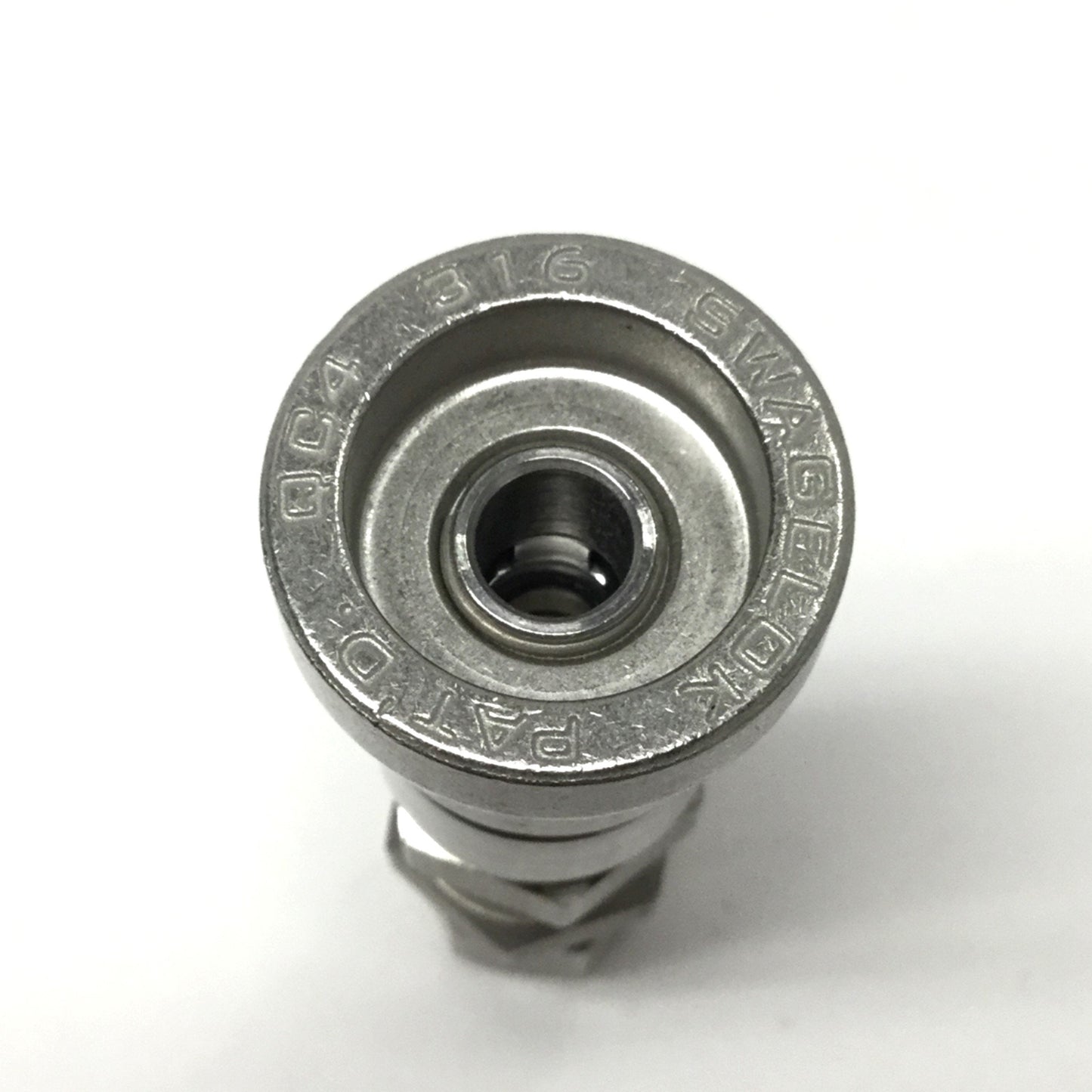 Used Swagelok SS-QC4-B1-400 316 Stainless Steel Quick Connect Body 1/4" Tube Fitting