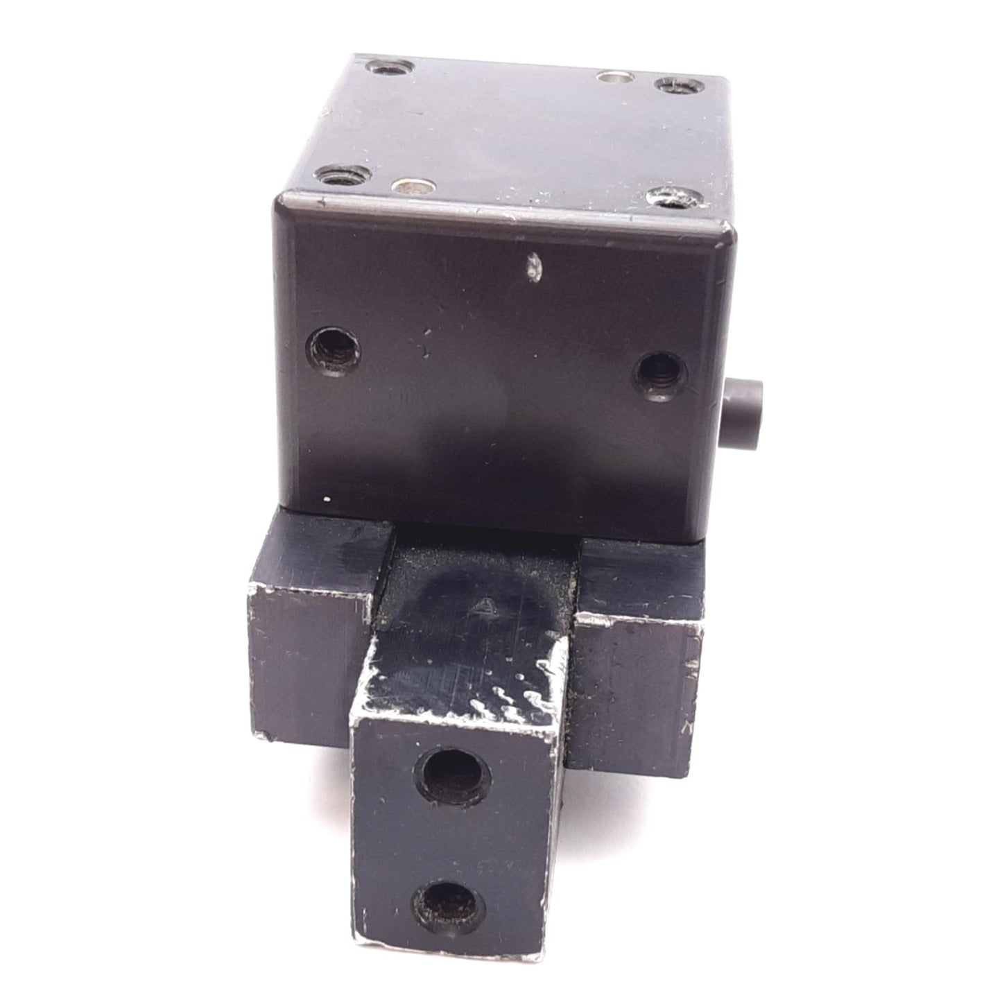 Used PHD 7921-02-0101 Angular Gripper, 2-Jaw, Stroke: 13°/Jaw, Ports: 1/8" NPT
