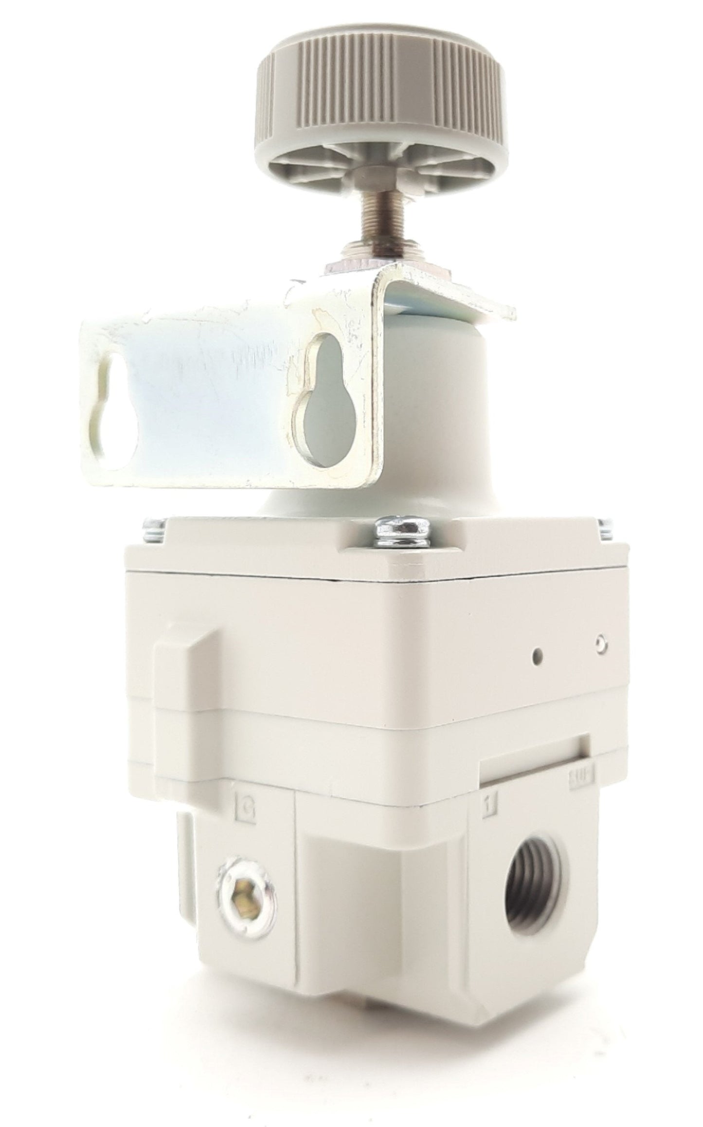 New SMC IR2000-N02B Precision Regulator, Supply: 150psi, Set: 0.7-30psi, 1/4" NPT