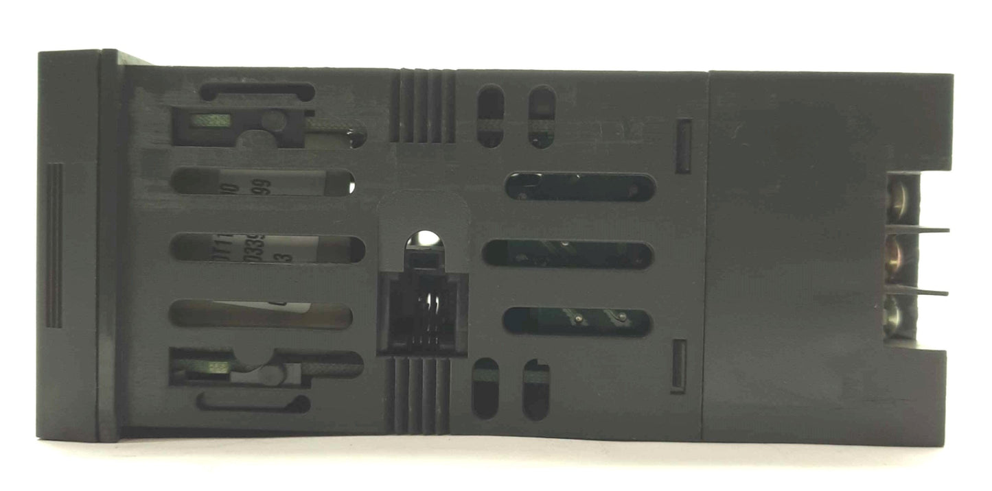 Used Honeywell UDC1500 T11101000 Micro-Pro Temperature Controller, TPSC, 100-240VAC