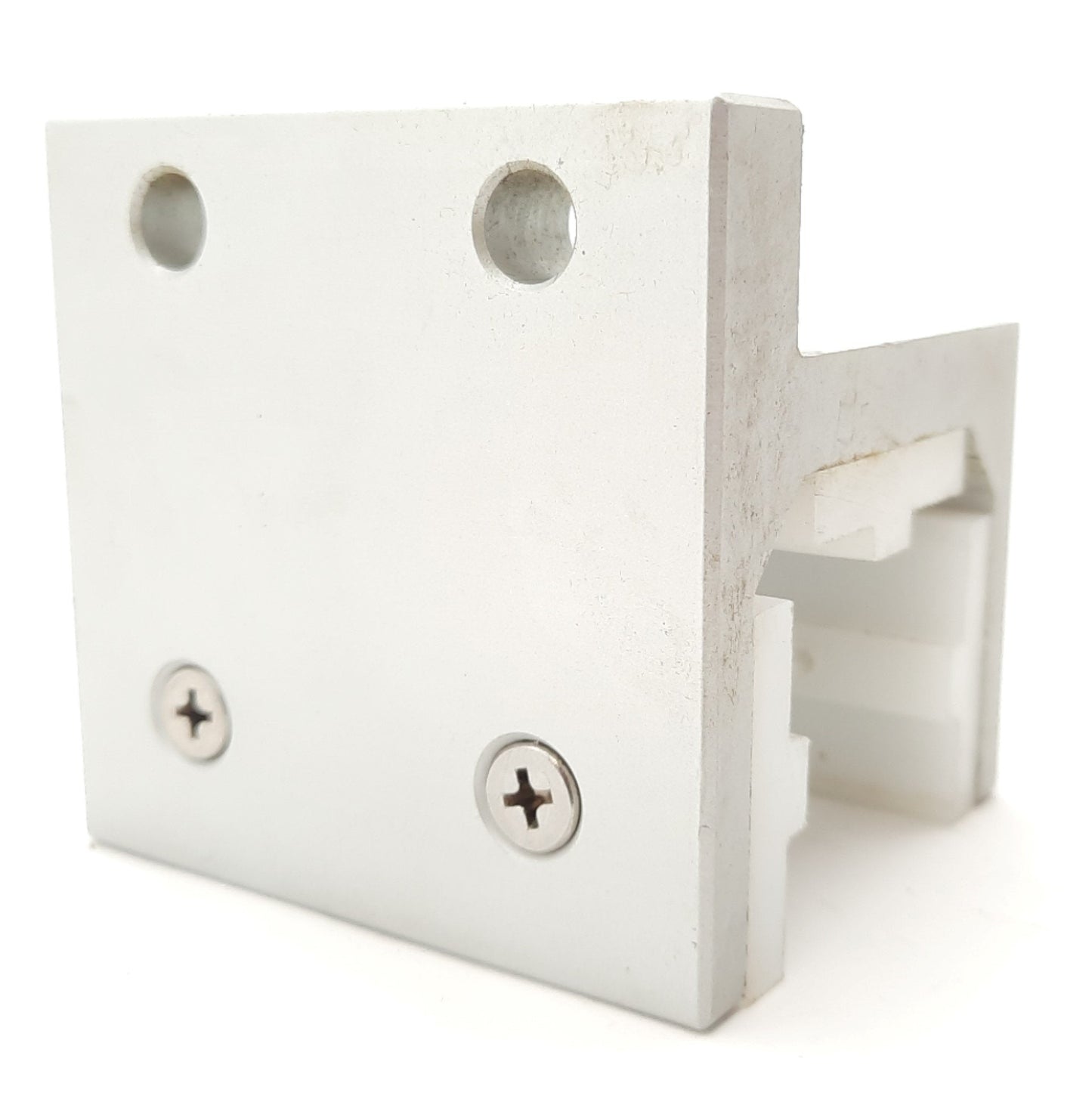 Used 80/20 6815 Single Flange Short Standard Linear Bearing 15 Series, 3 Slot Mount