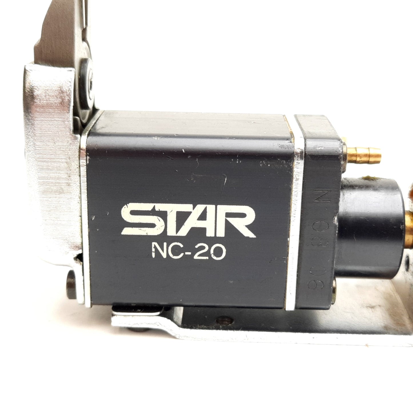 Used Star NC-20 Air Nipper, With Nippers, Connections: 3mm Barb Fitting