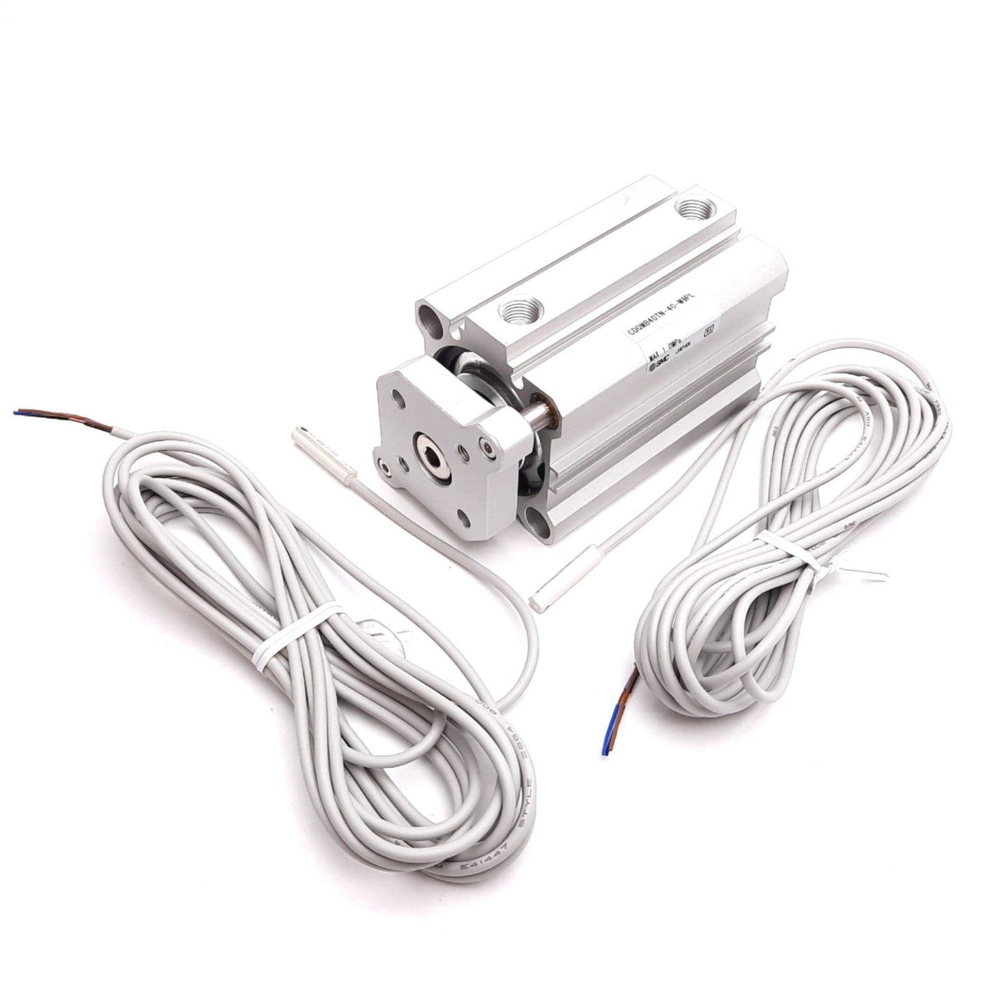 New SMC CDQMB40TN-40-M9PL Compact Guided Cylinder, Bore: 40mm, With 2x D-M9P Sensors