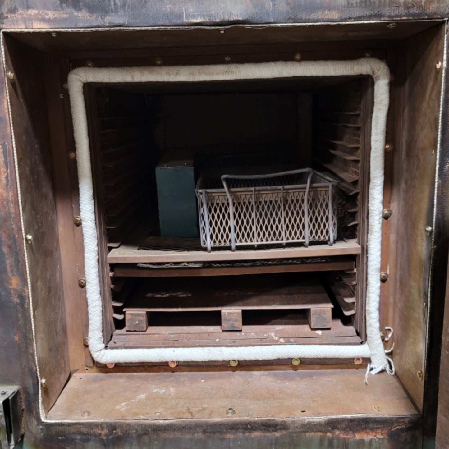 Used Grieve AA-1250 High Temperature Universal Oven 24" x 24" x 24" 1250°F 230V 3-Ph