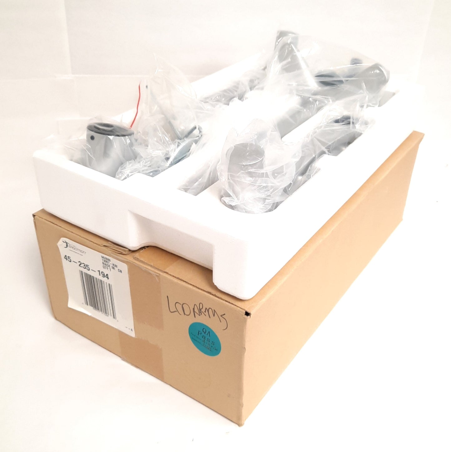 New Other Ergotron 45-235-194 Neo-Flex Extend LCD Arm, Capacity: 20lbs, VESA: MIS-D
