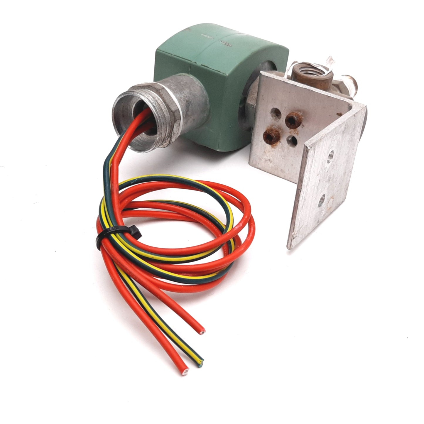 Used Asco 8262G220 Red-Hat II Solenoid Valve, 3-Way, Coil: 110/120VAC, 1/4" NPT