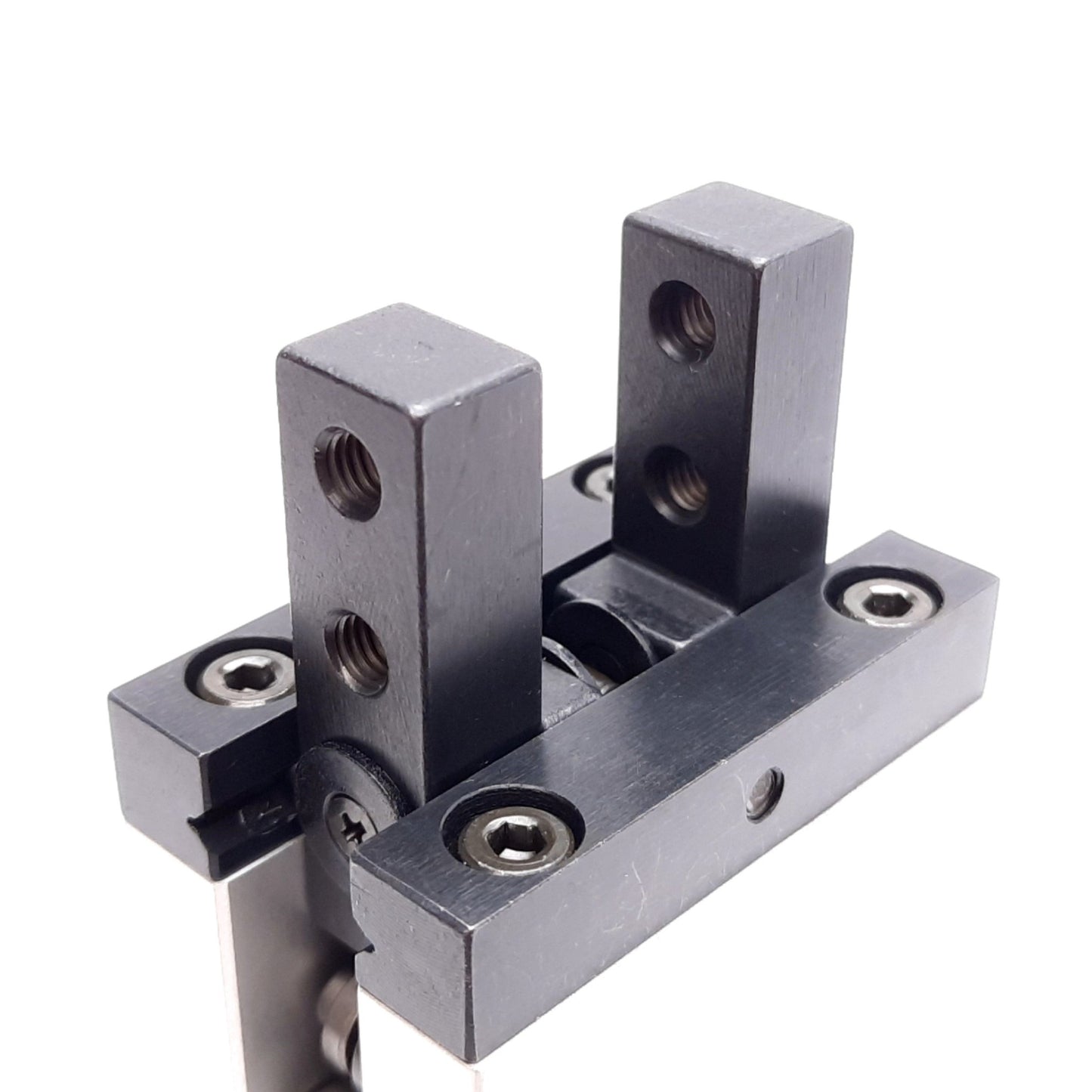 New SMC MHP25D Pneumatic Parallel Gripper, Bore: 25mm, Stroke: 7.5mm per Finger